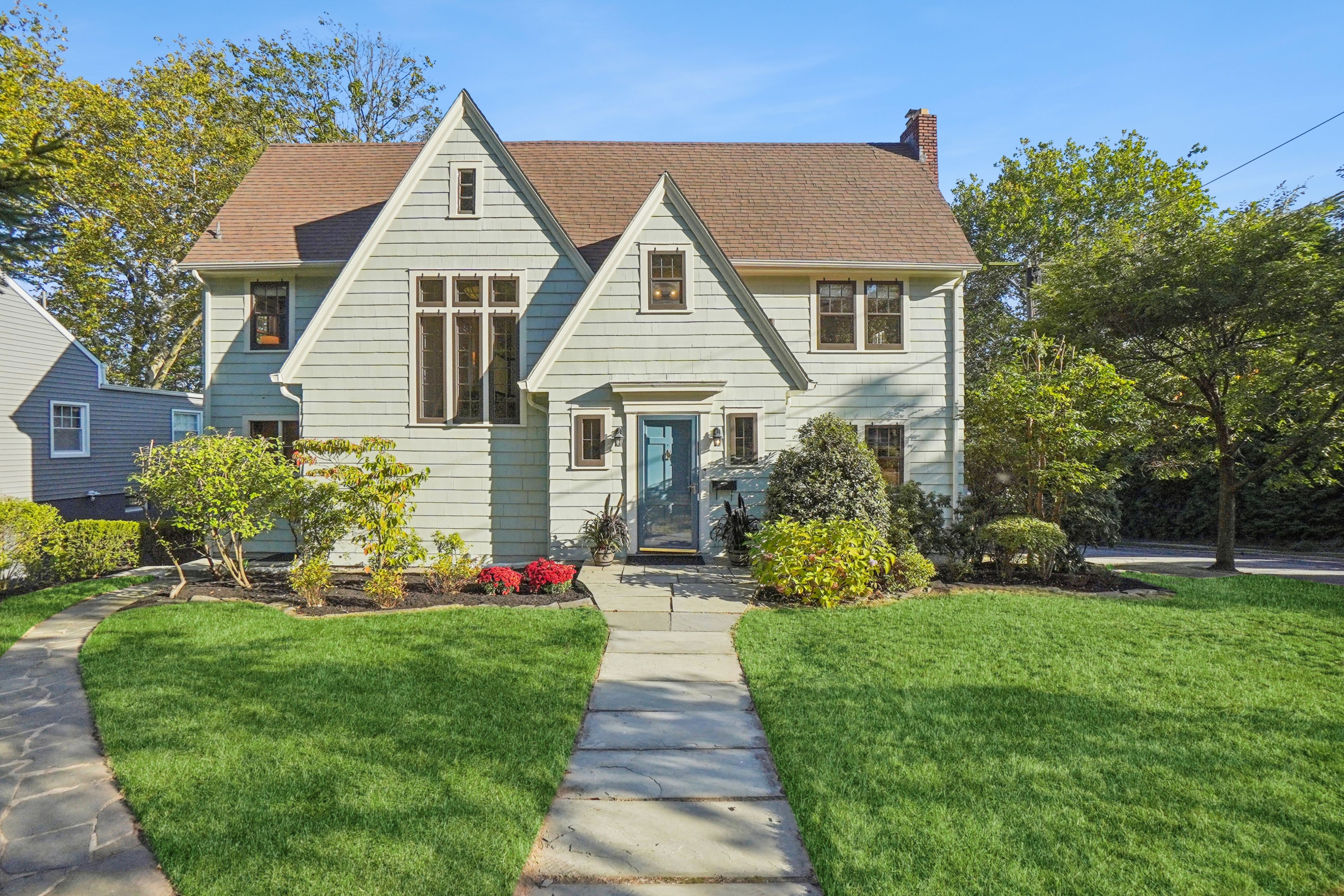 376 Wyoming Avenue 