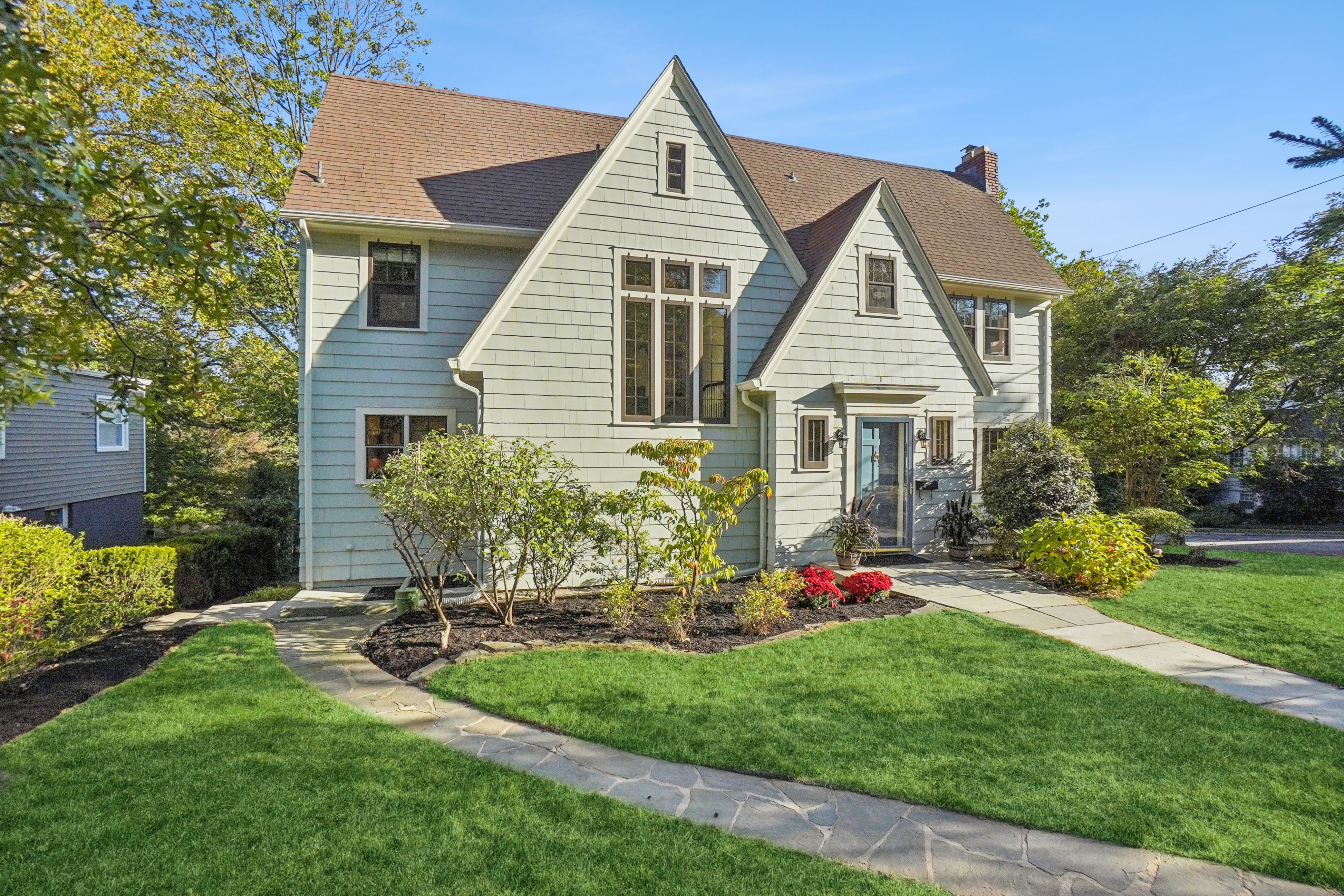 376 Wyoming Avenue 