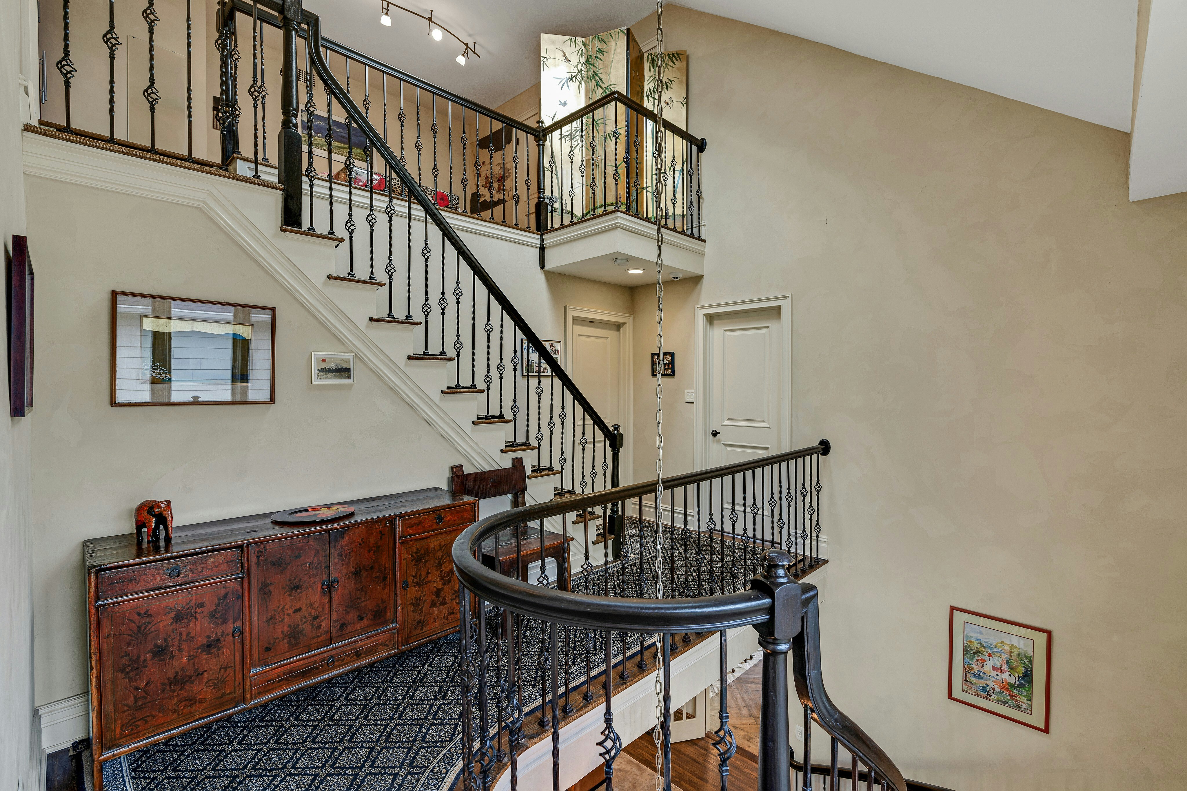 4 Trevino Court 