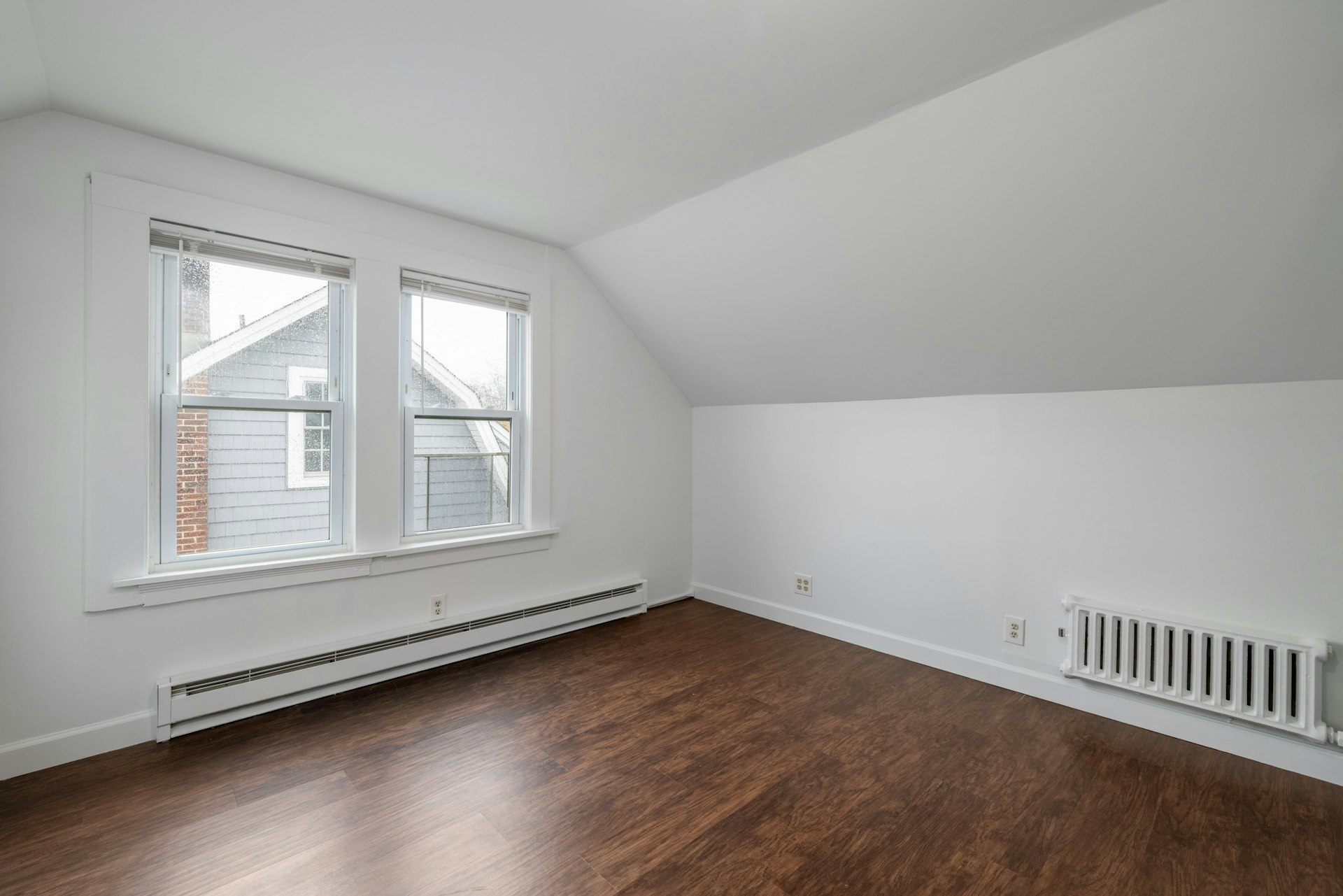 26 Beauvoir Avenue 