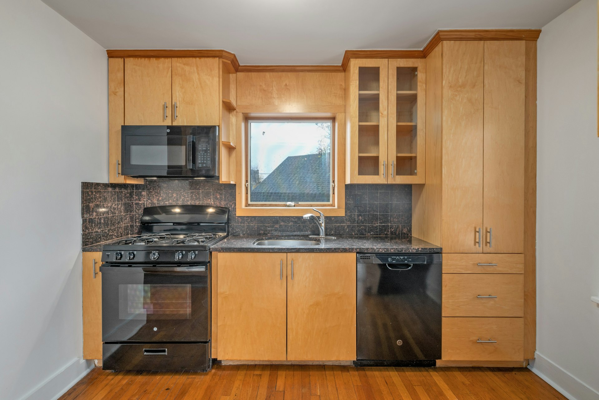 26 Beauvoir Avenue 