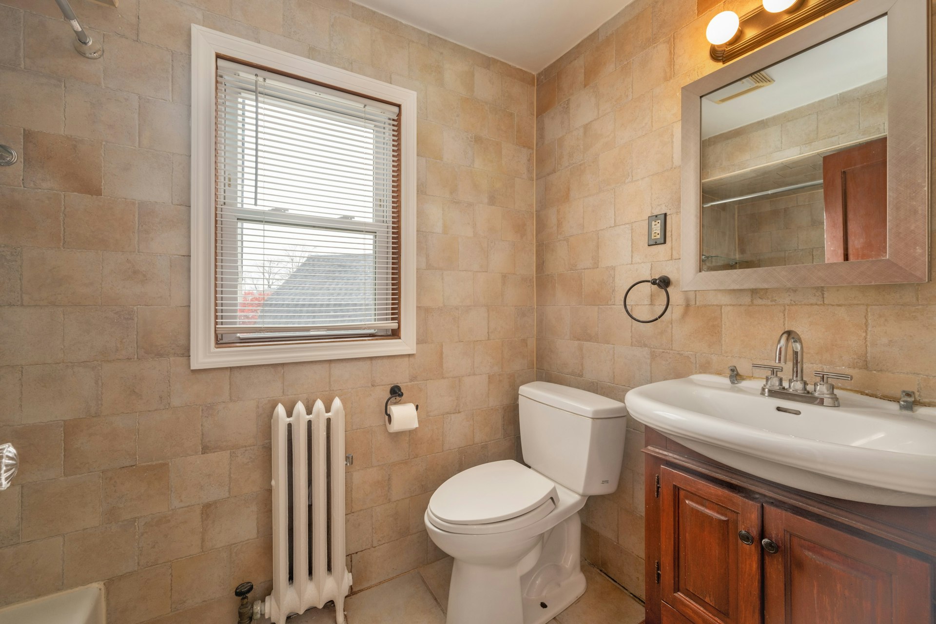 26 Beauvoir Avenue 