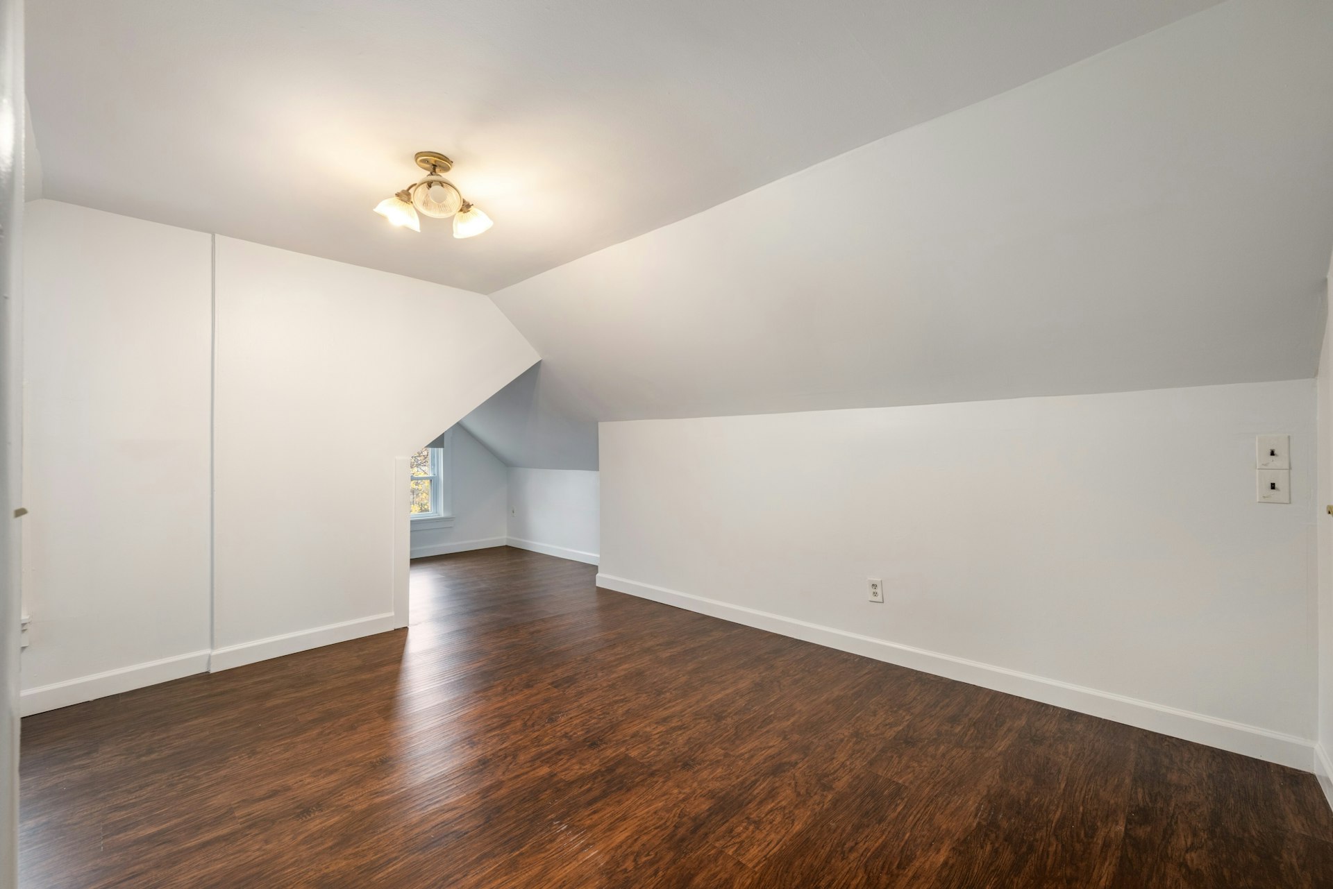 26 Beauvoir Avenue 
