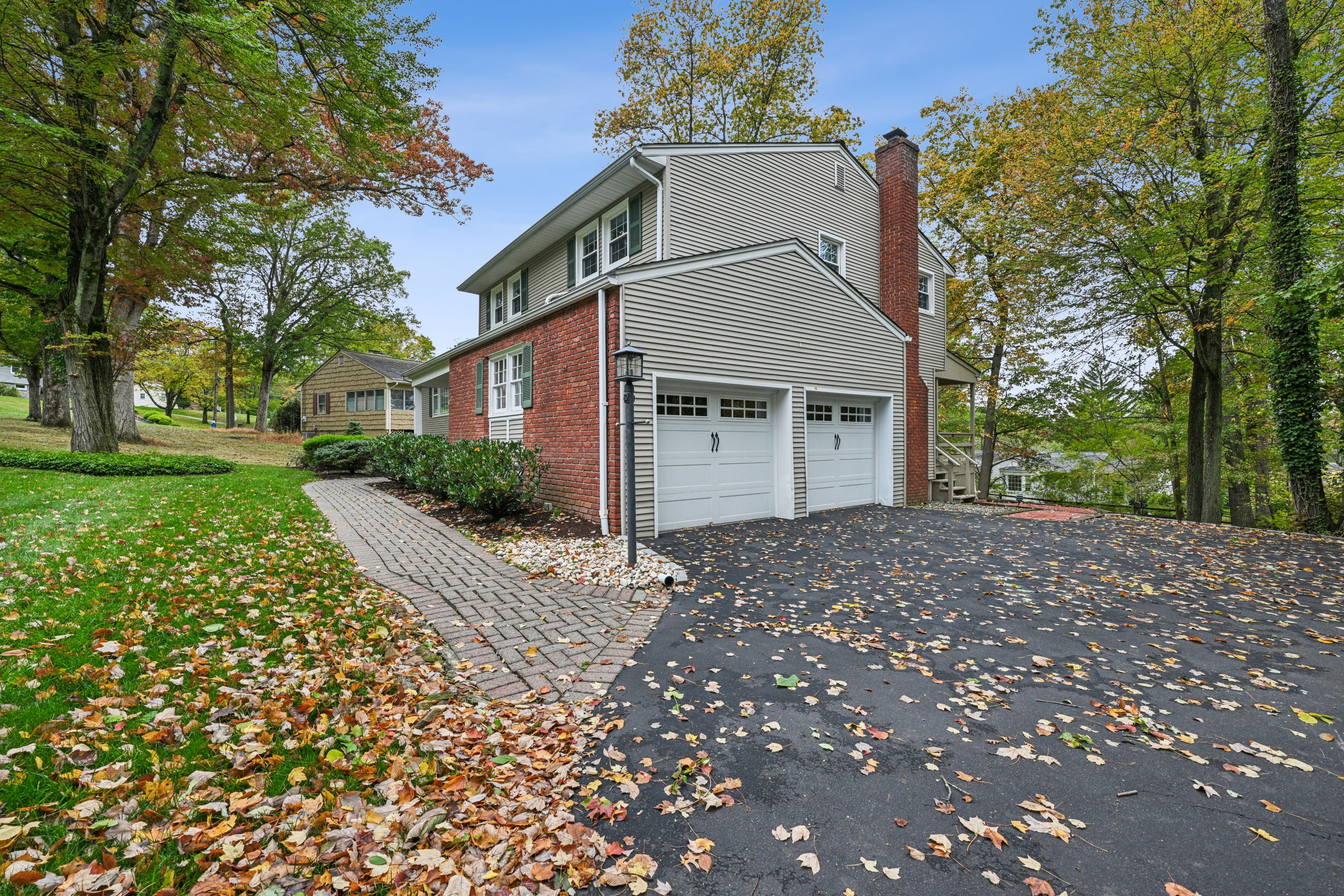106 Stoneridge Road 