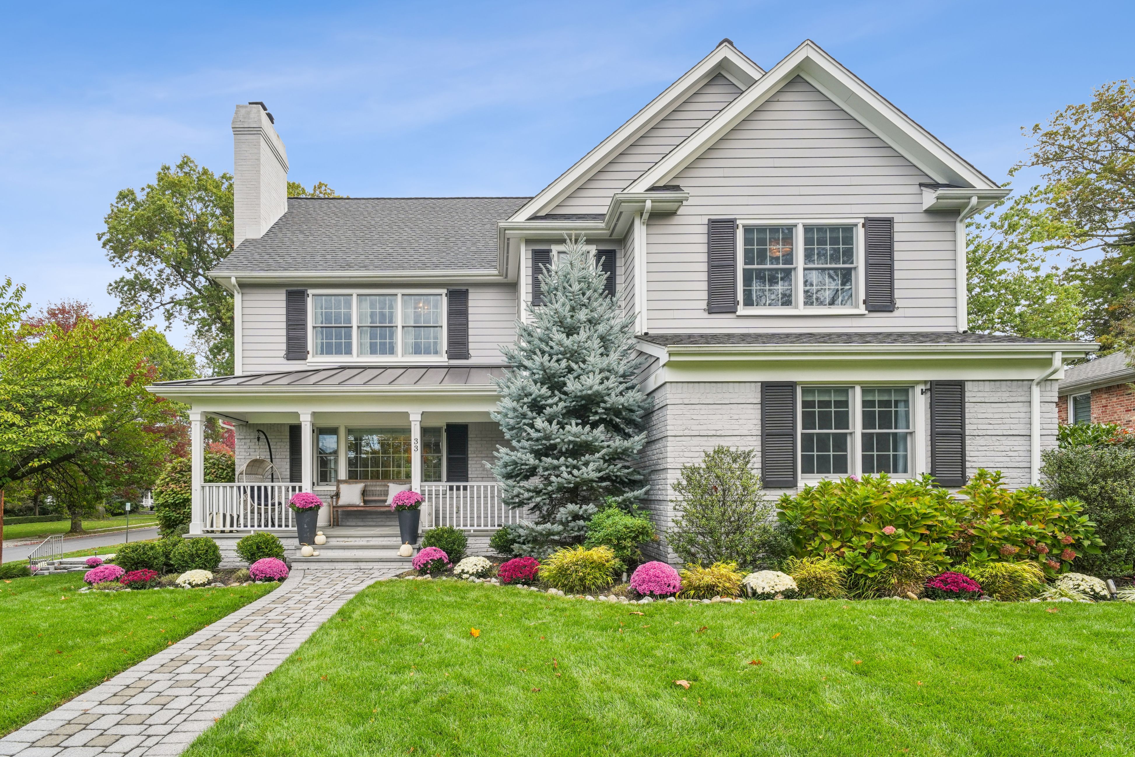 33 Cromwell Parkway 
