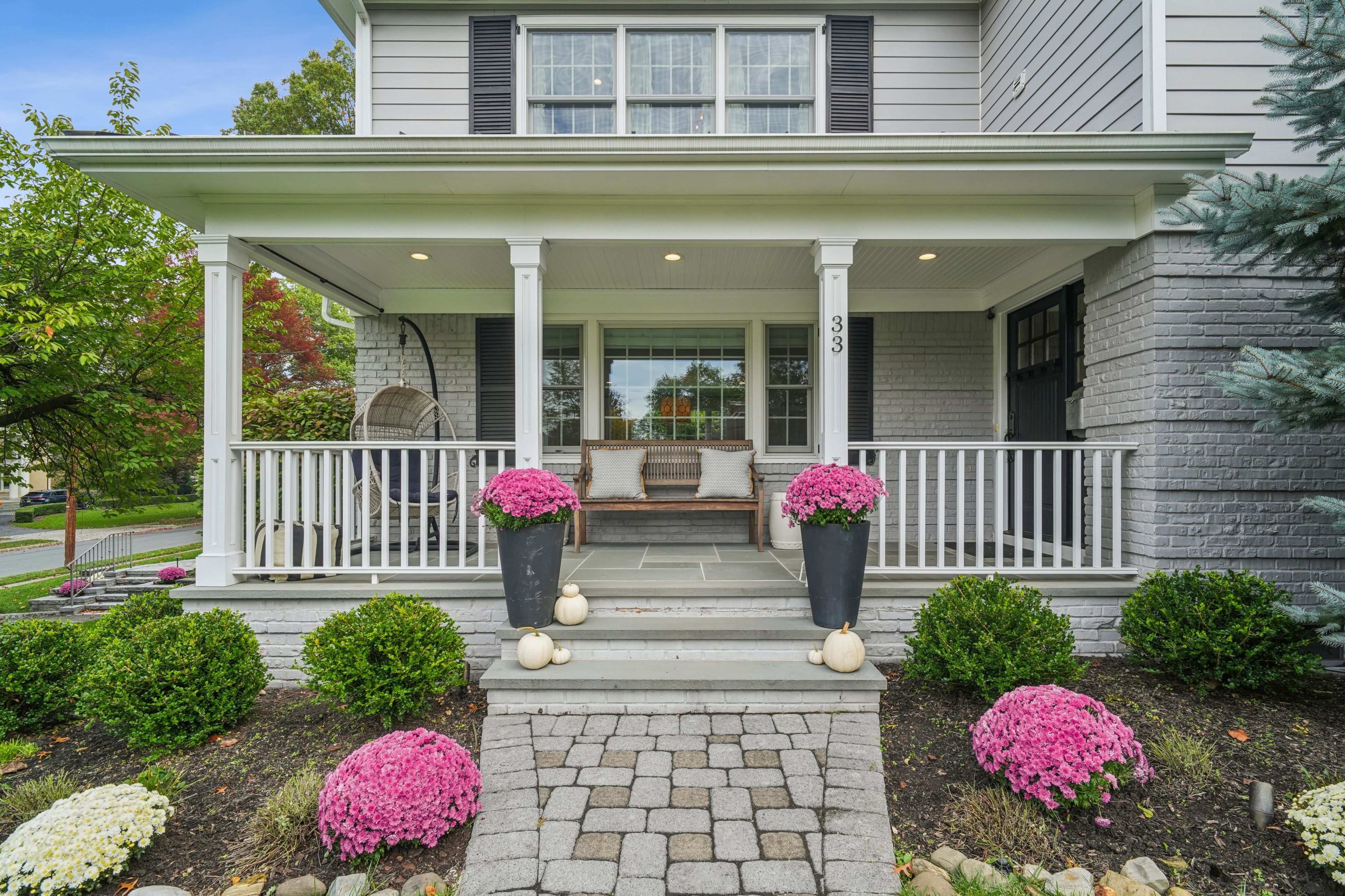33 Cromwell Parkway 