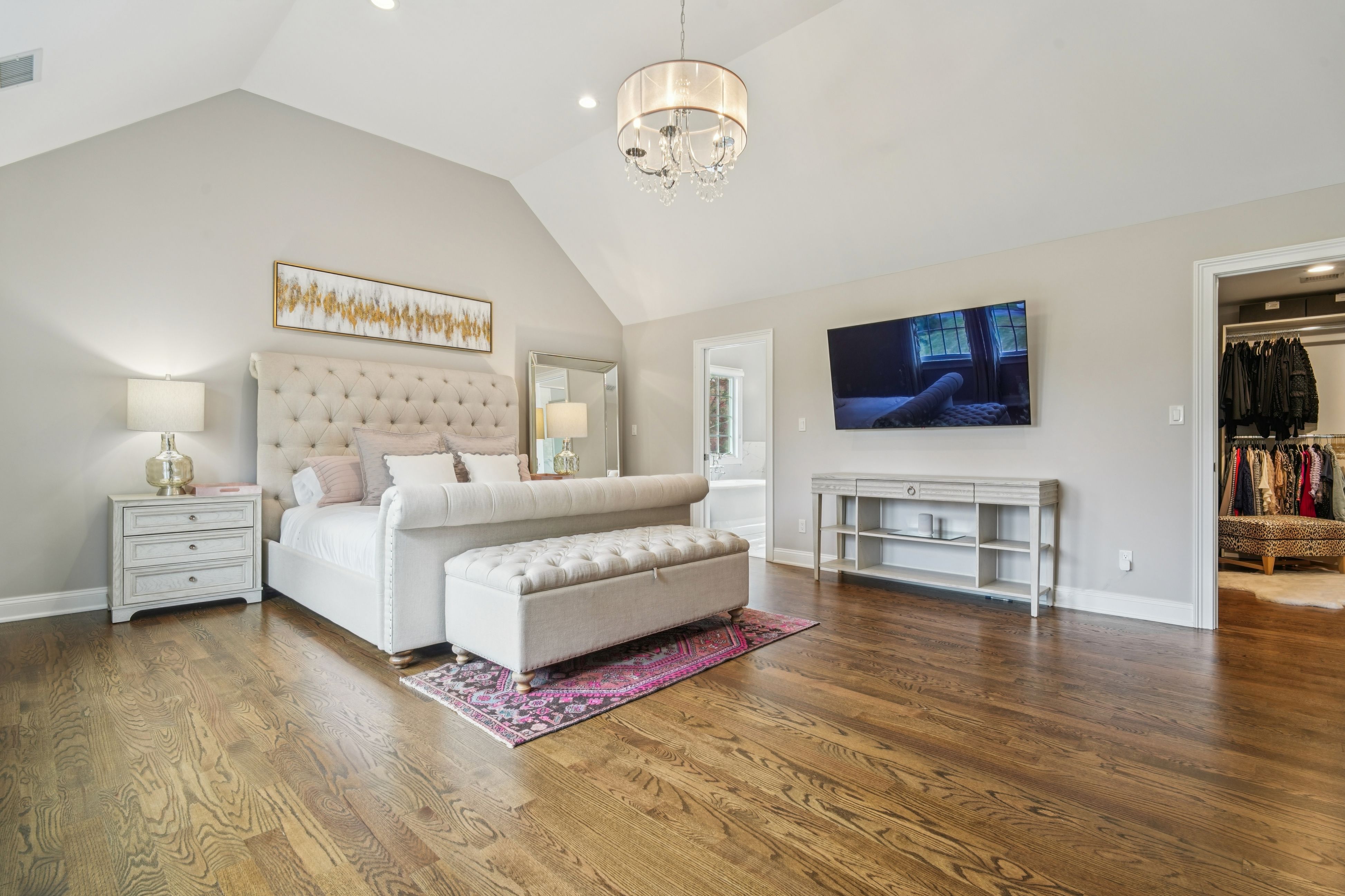 33 Cromwell Parkway 