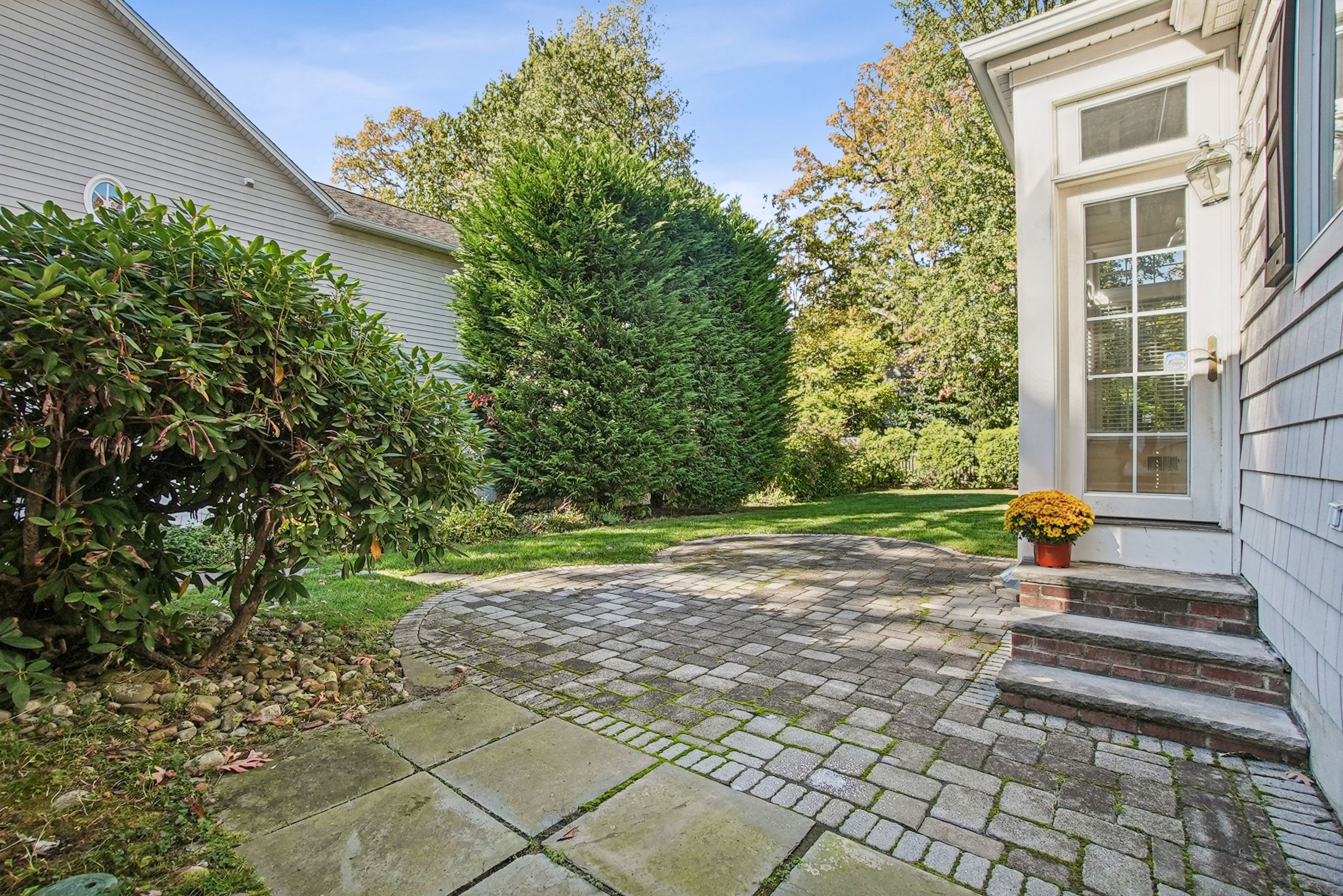 49 Oakland Place 