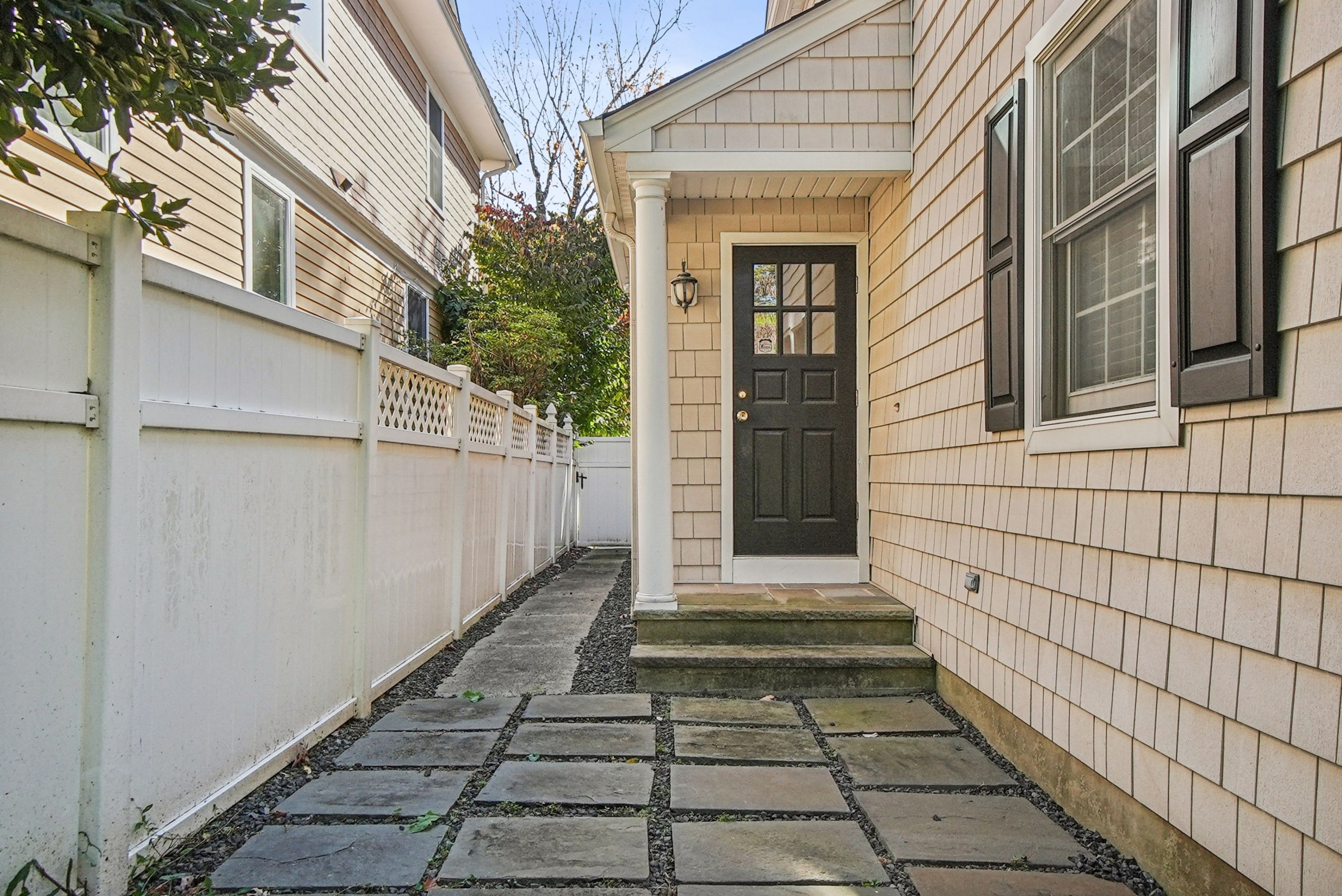 49 Oakland Place 