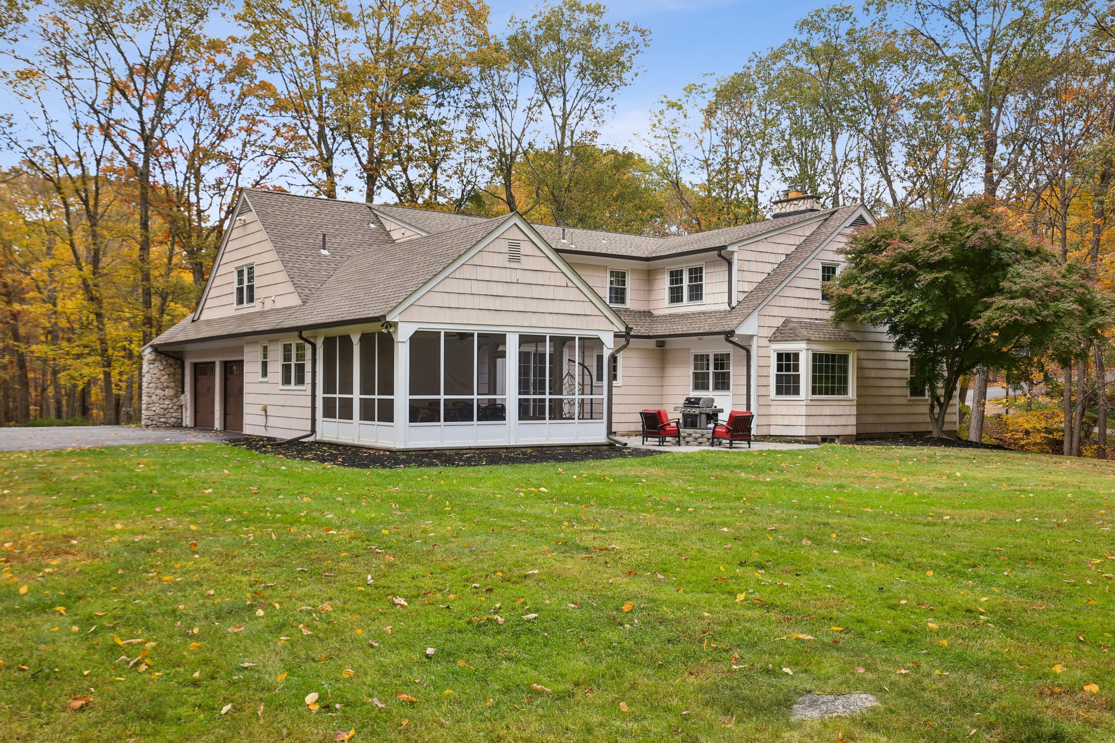 11 Sugar Hill Road 