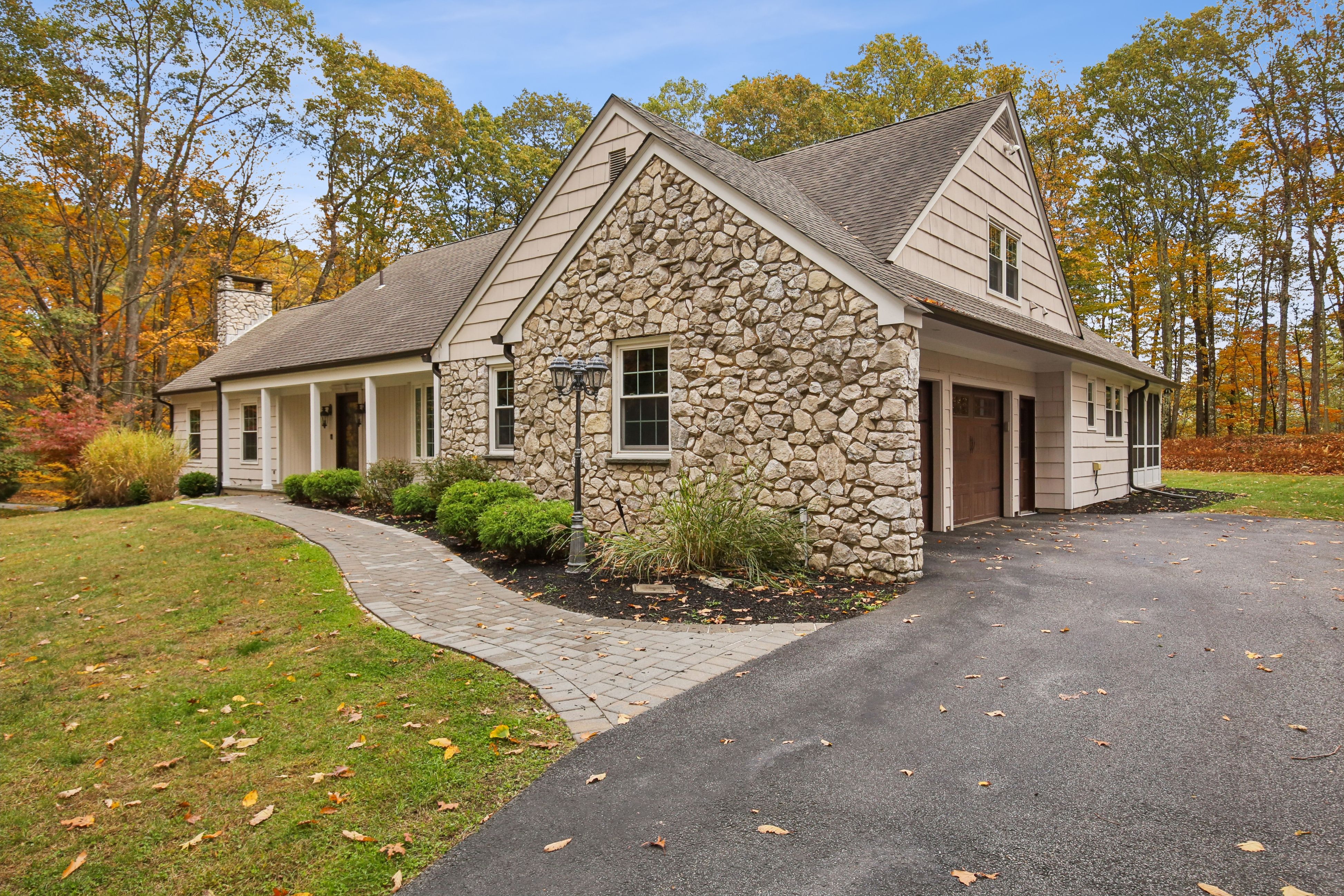 11 Sugar Hill Road 
