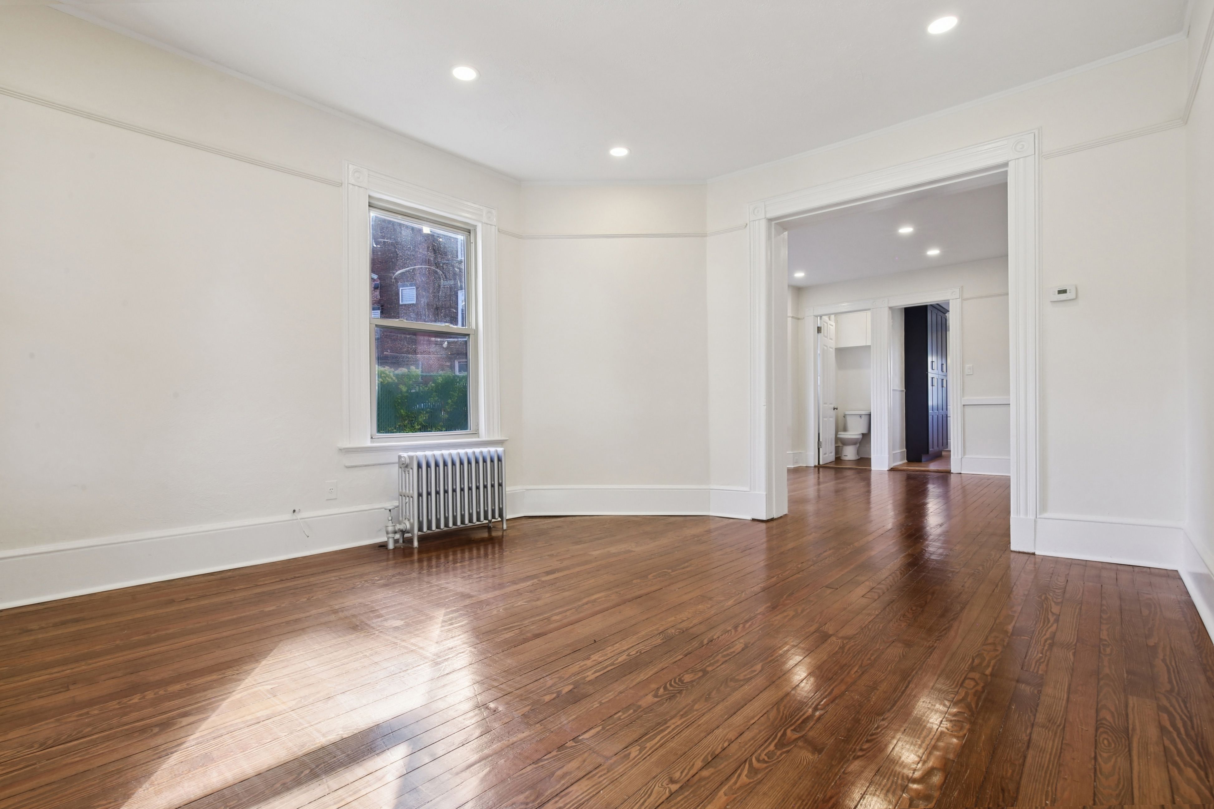 20 Kent Place Boulevard 