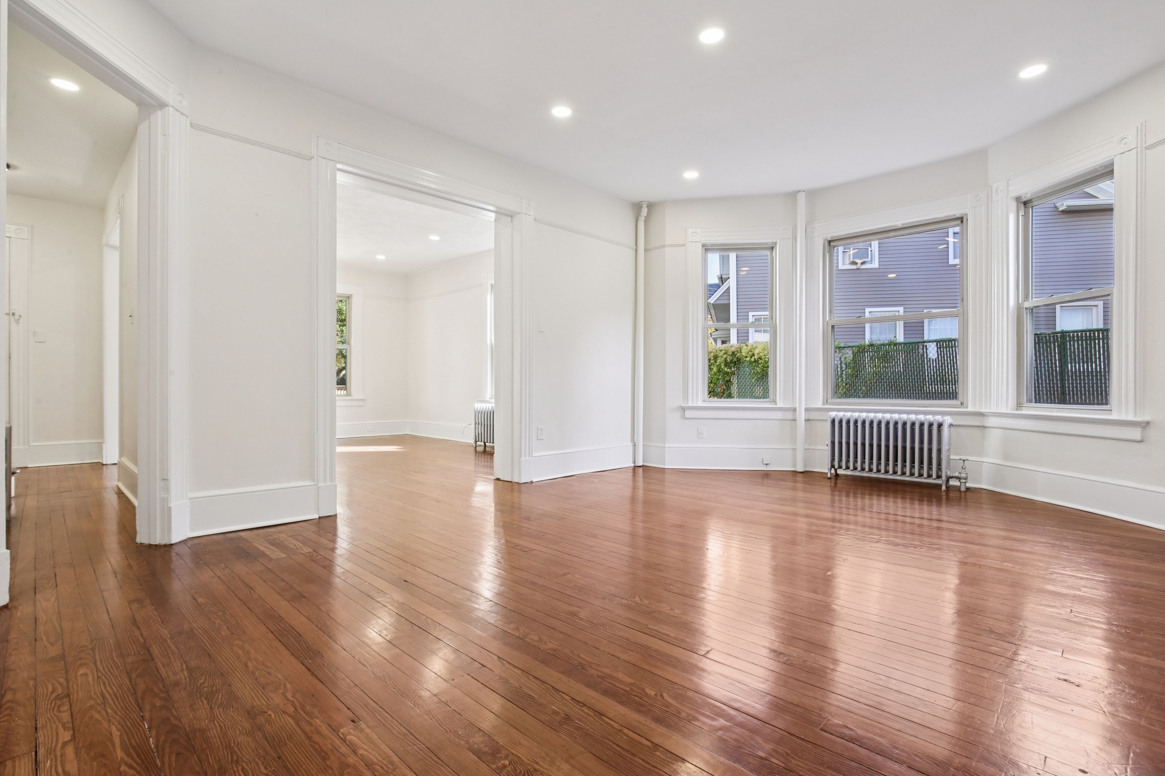 20 Kent Place Boulevard 