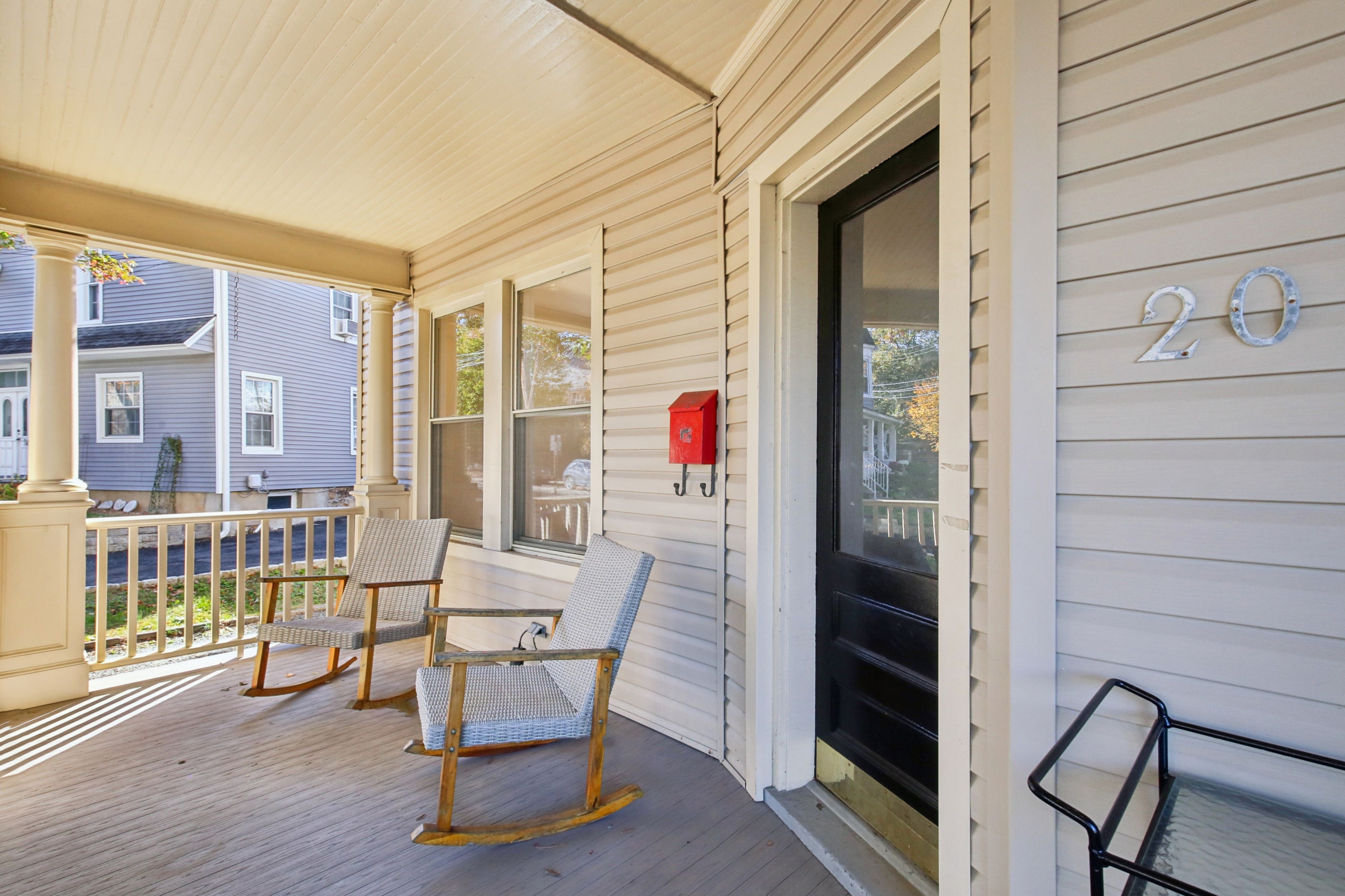 20 Kent Place Boulevard 