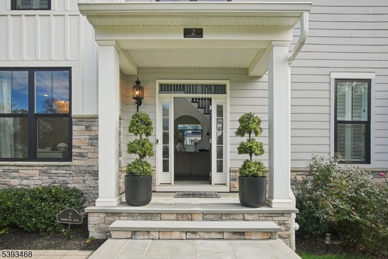 2 Monmouth Rd
