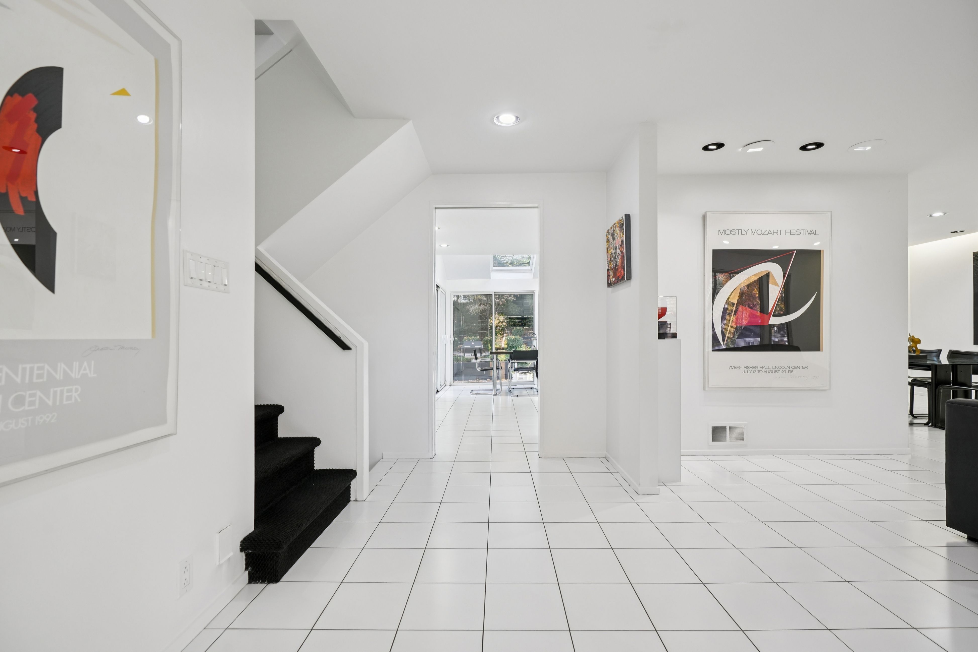6 Joanna Way 