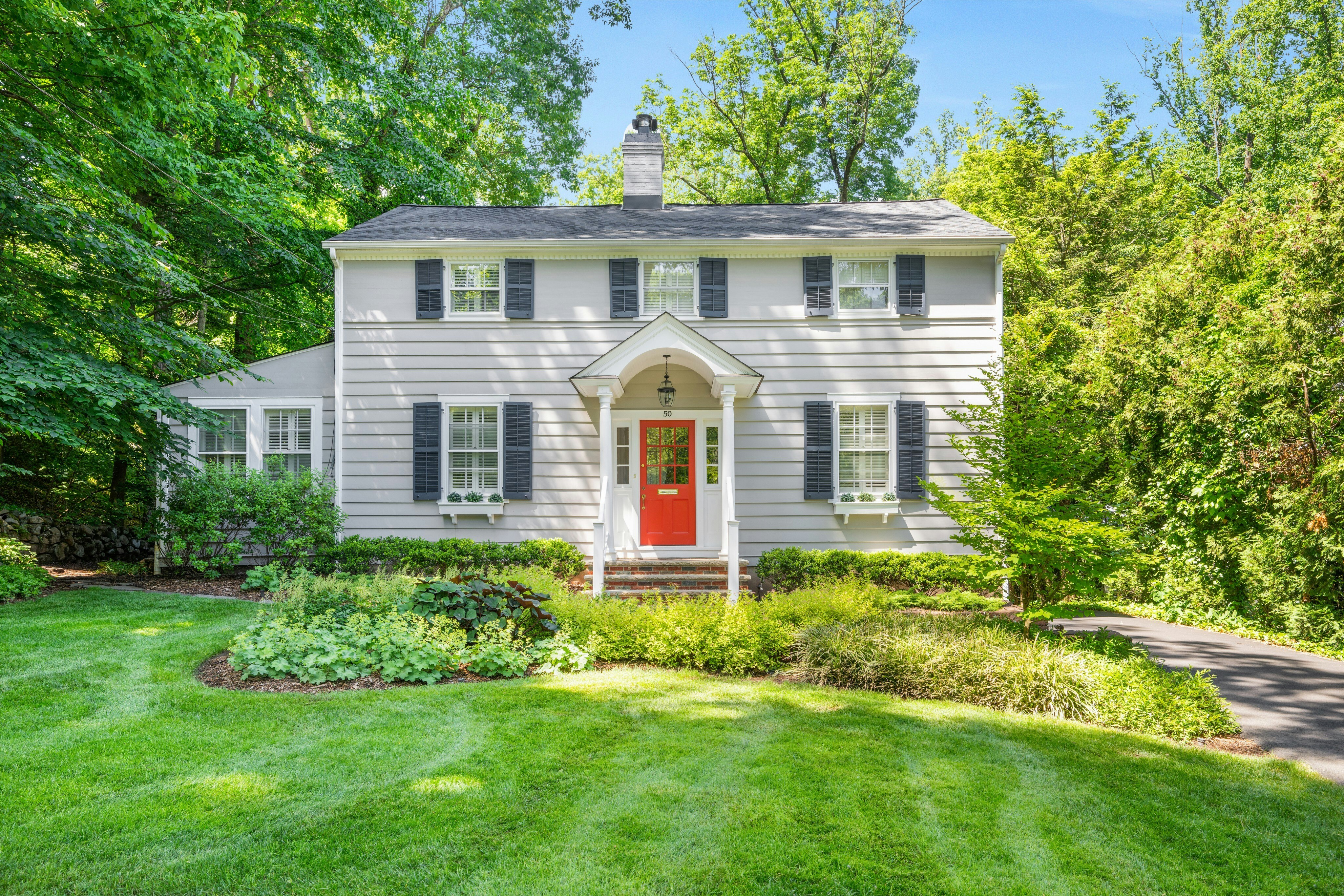 50 Bellevue Avenue 