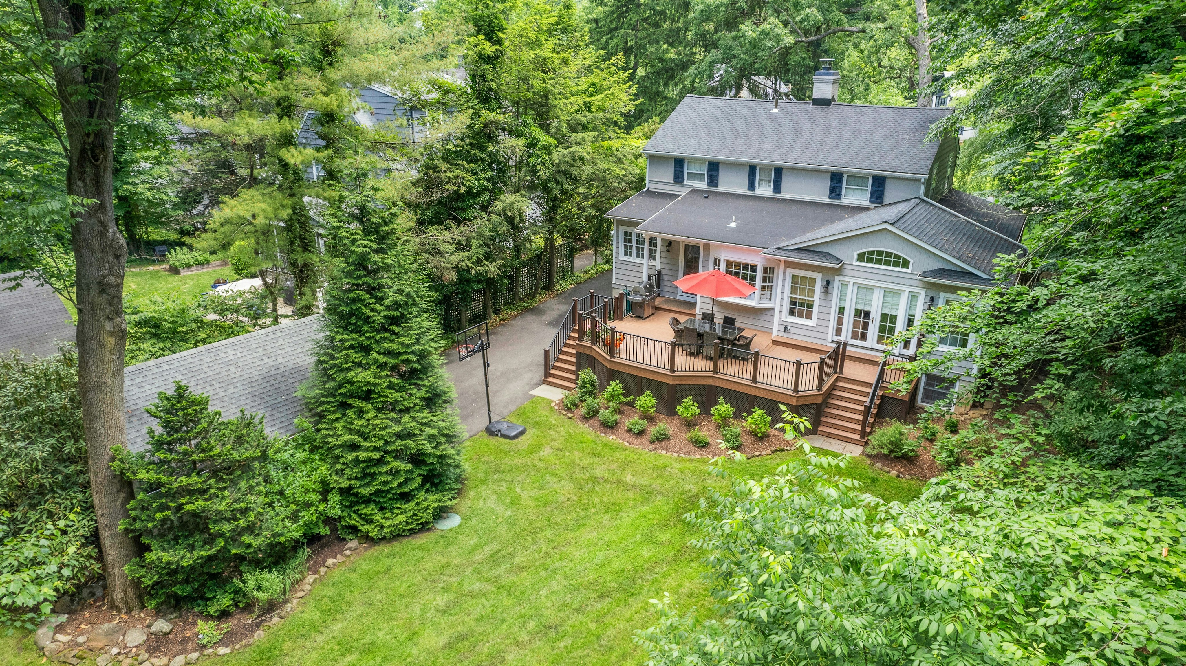 50 Bellevue Avenue 