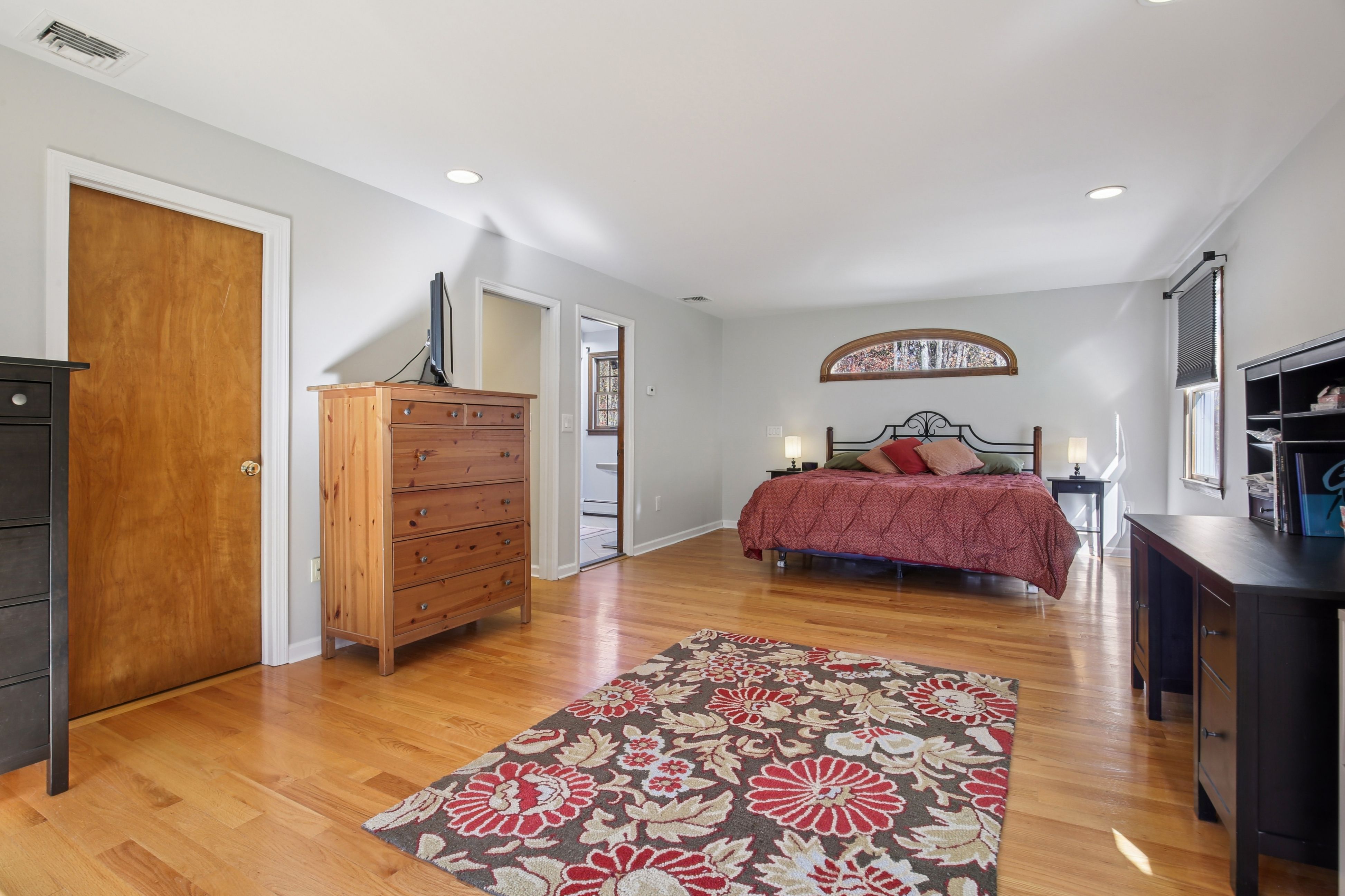 4 Ledgewood Trail 