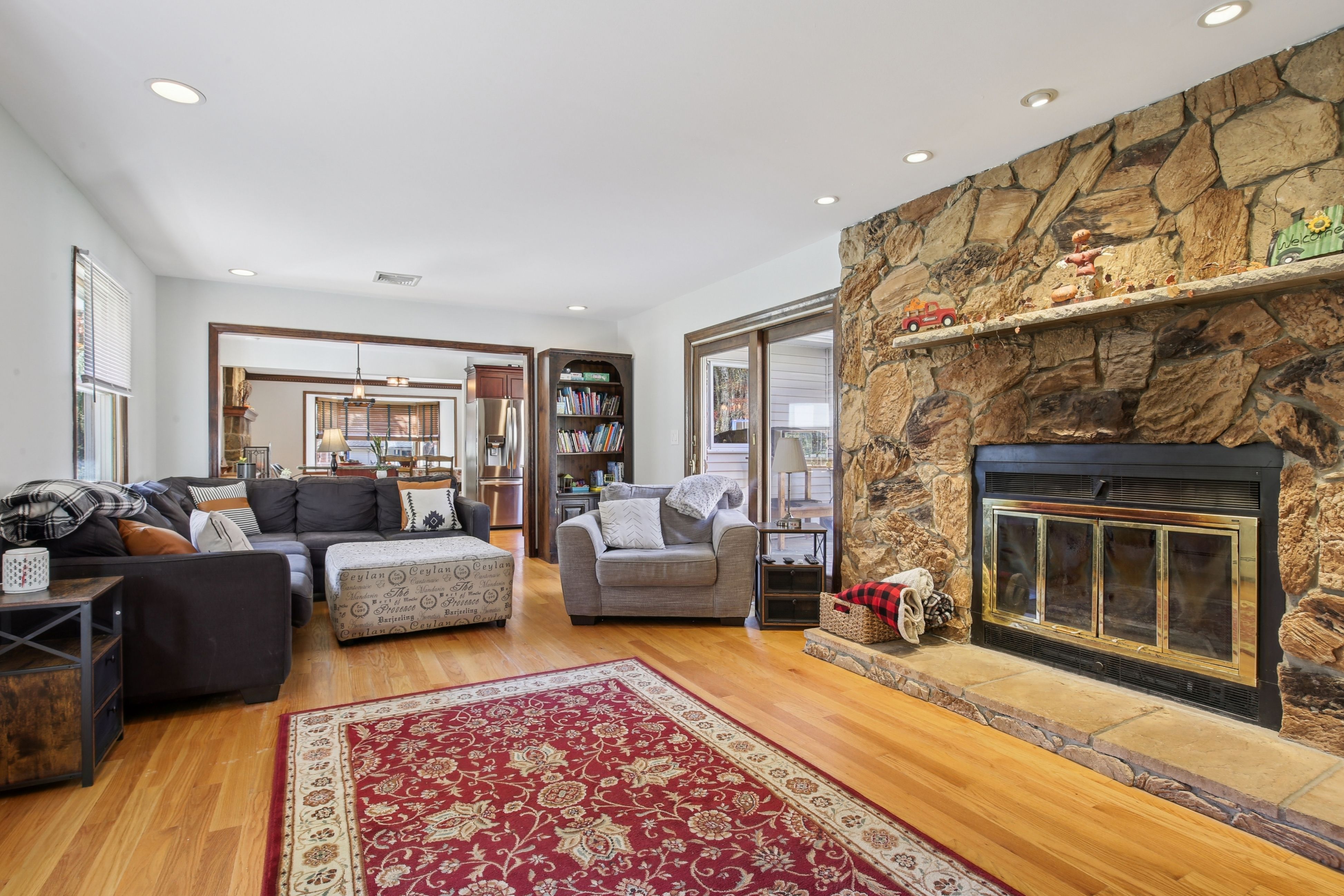 4 Ledgewood Trail 