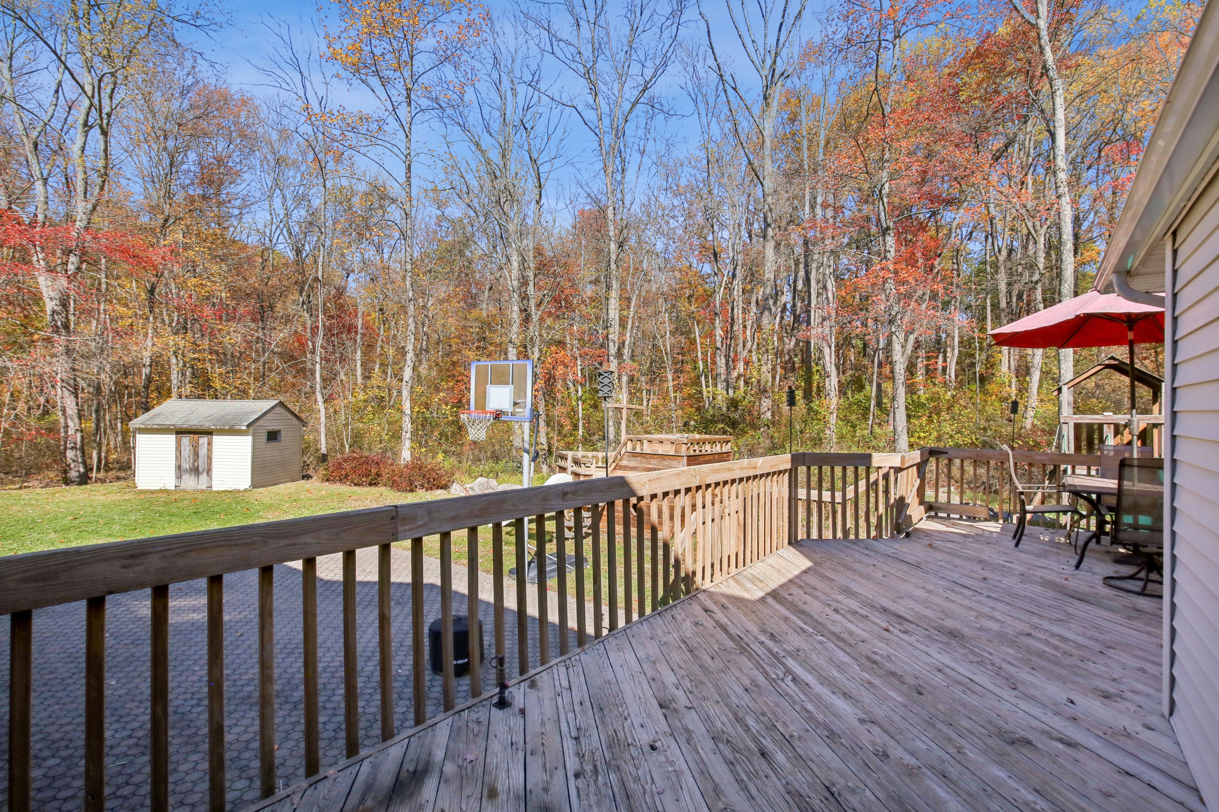 4 Ledgewood Trail 
