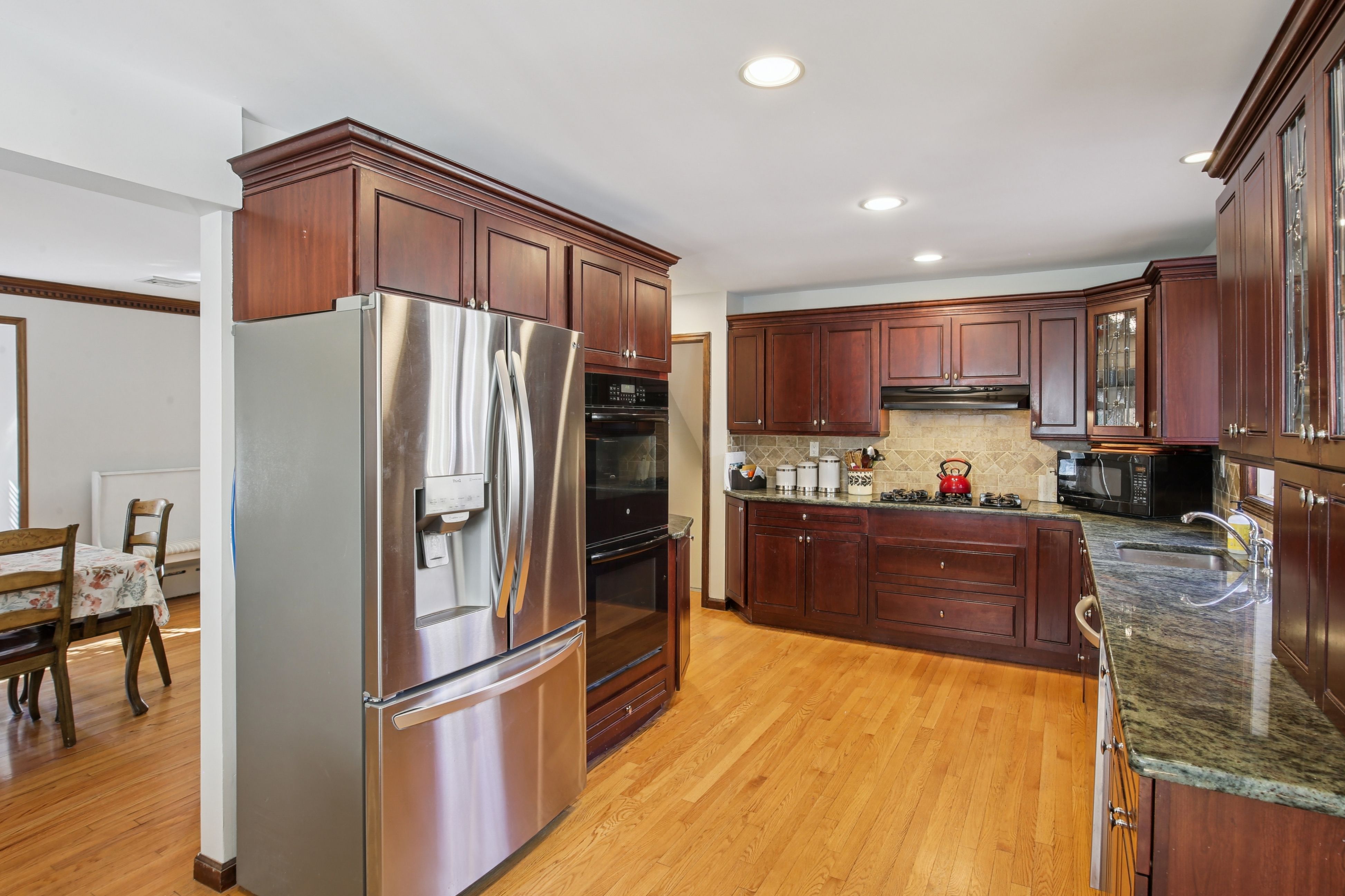 4 Ledgewood Trail 