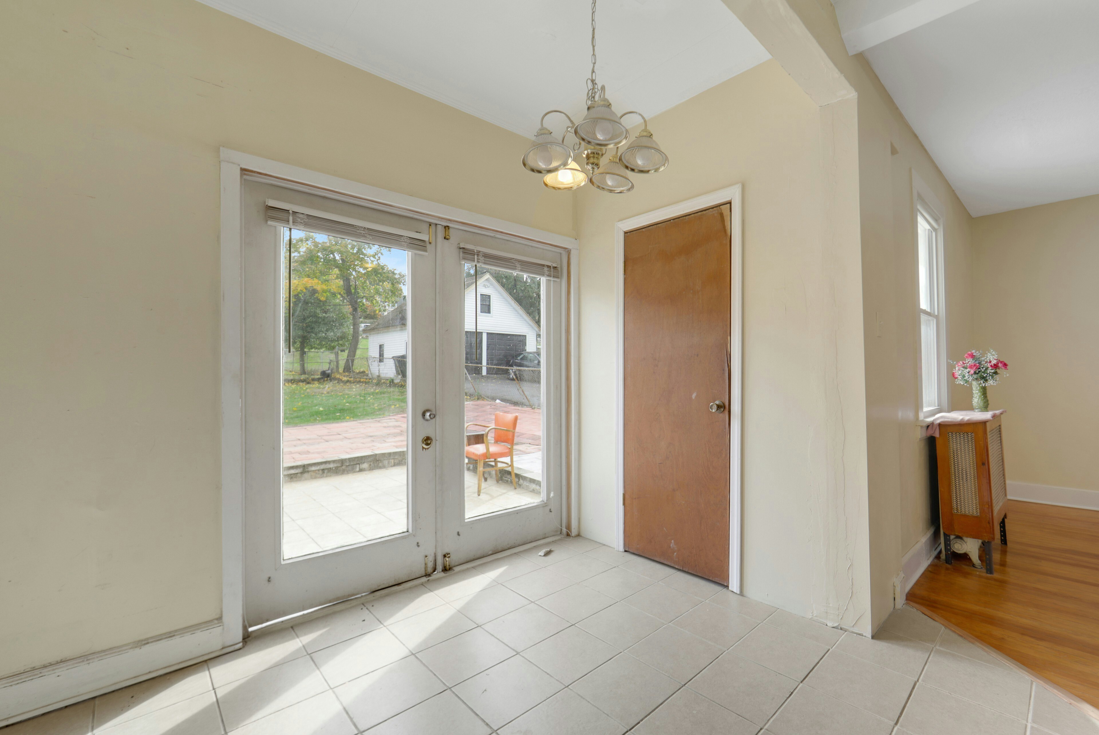 388 Saint Cloud Avenue 