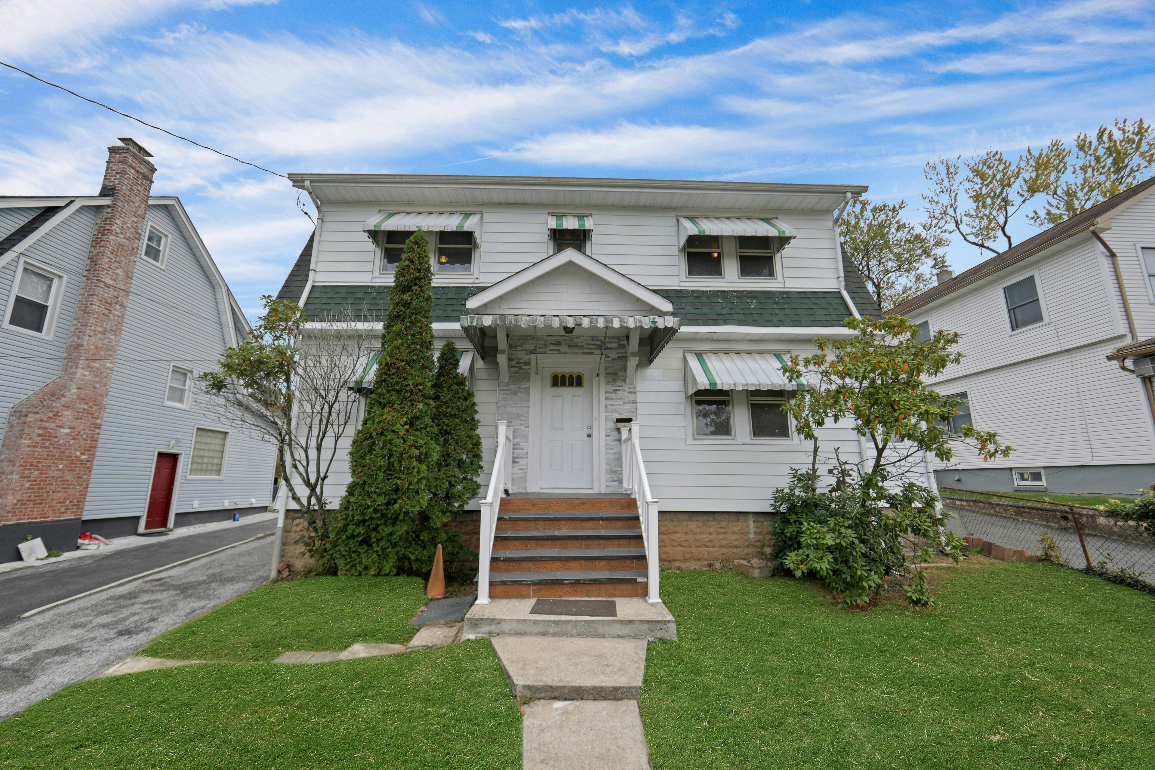 388 Saint Cloud Avenue 