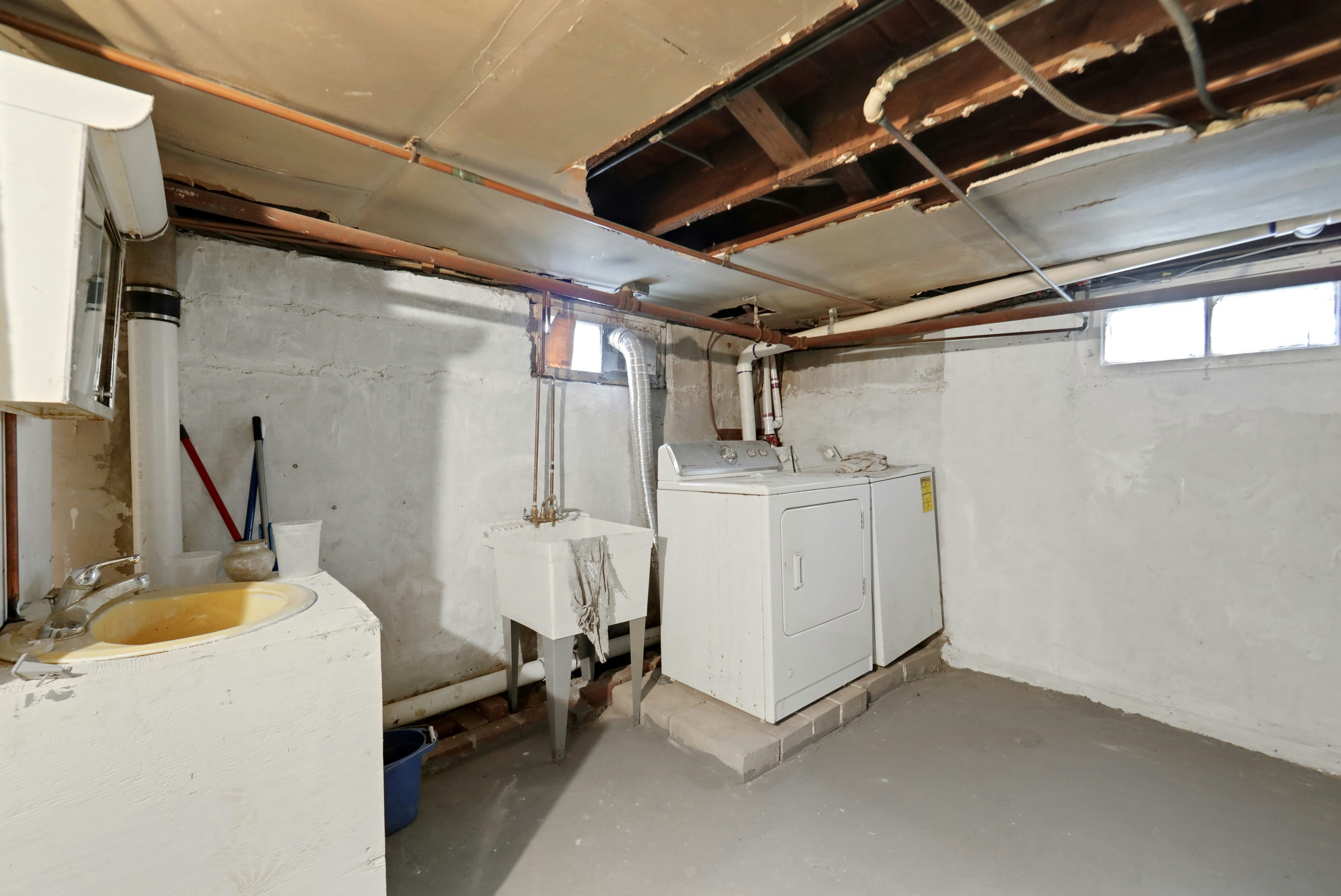 388 Saint Cloud Avenue 