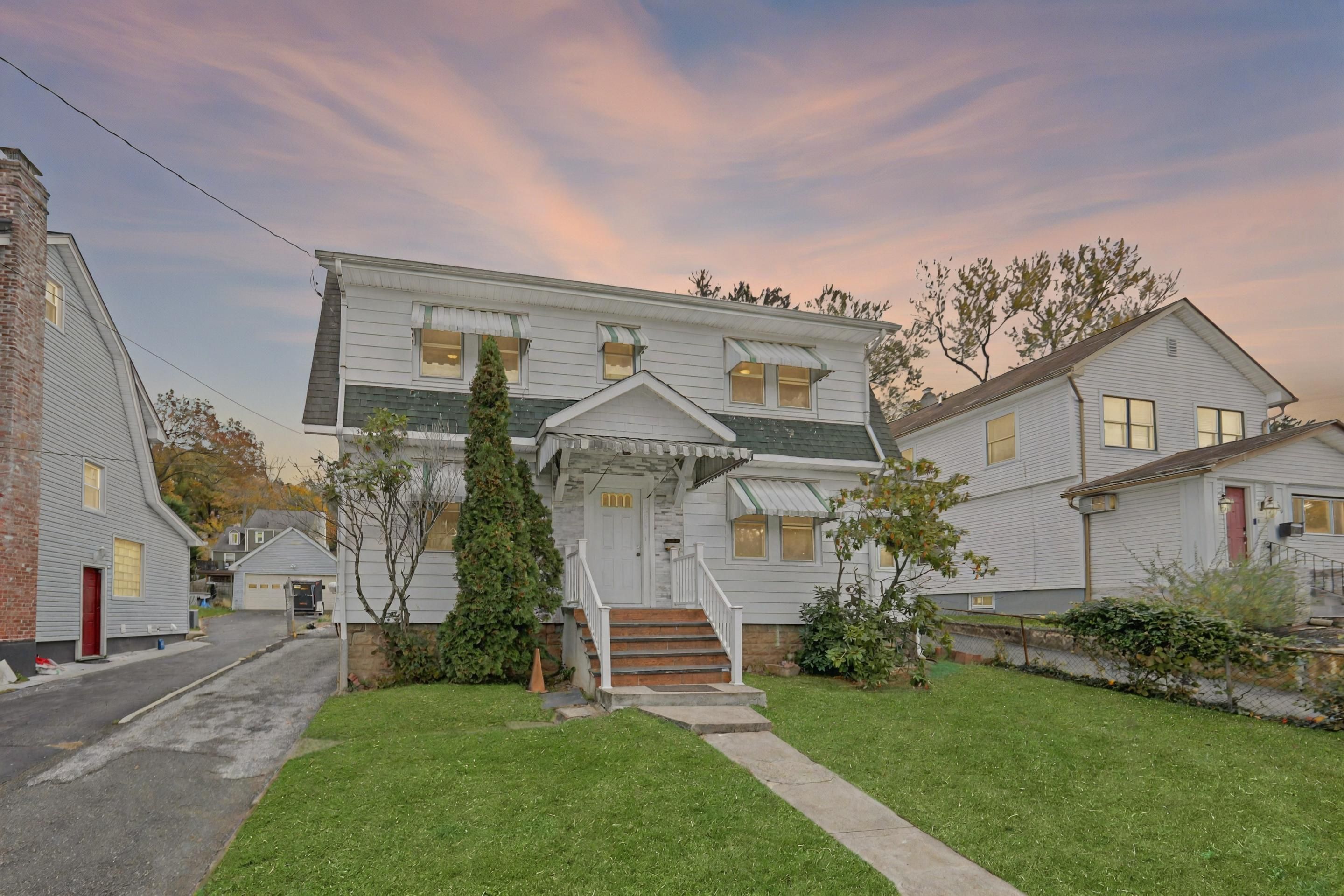 388 Saint Cloud Avenue 