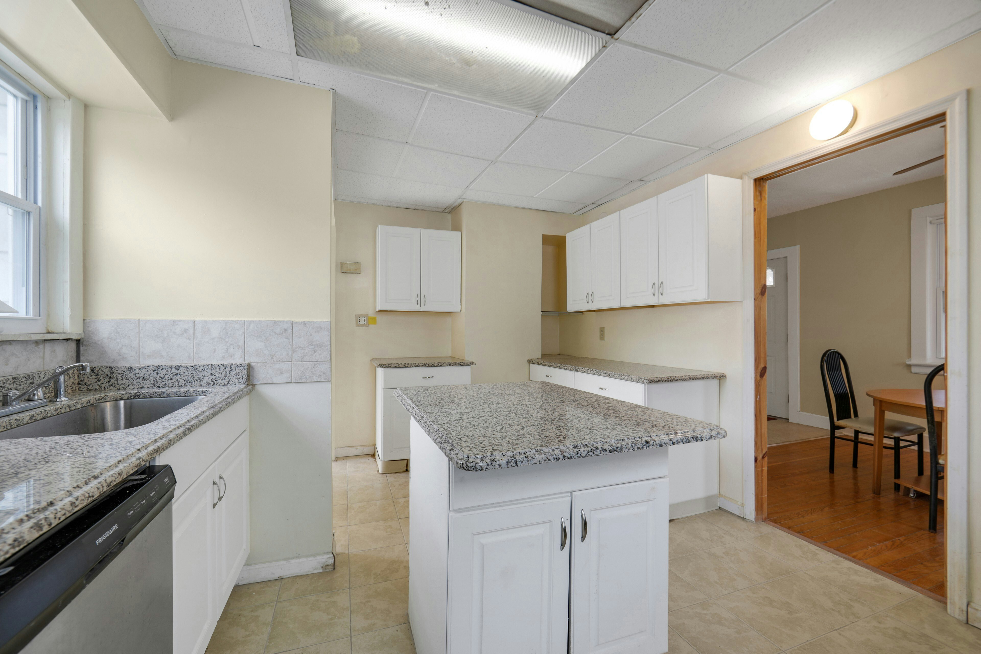 388 Saint Cloud Avenue 