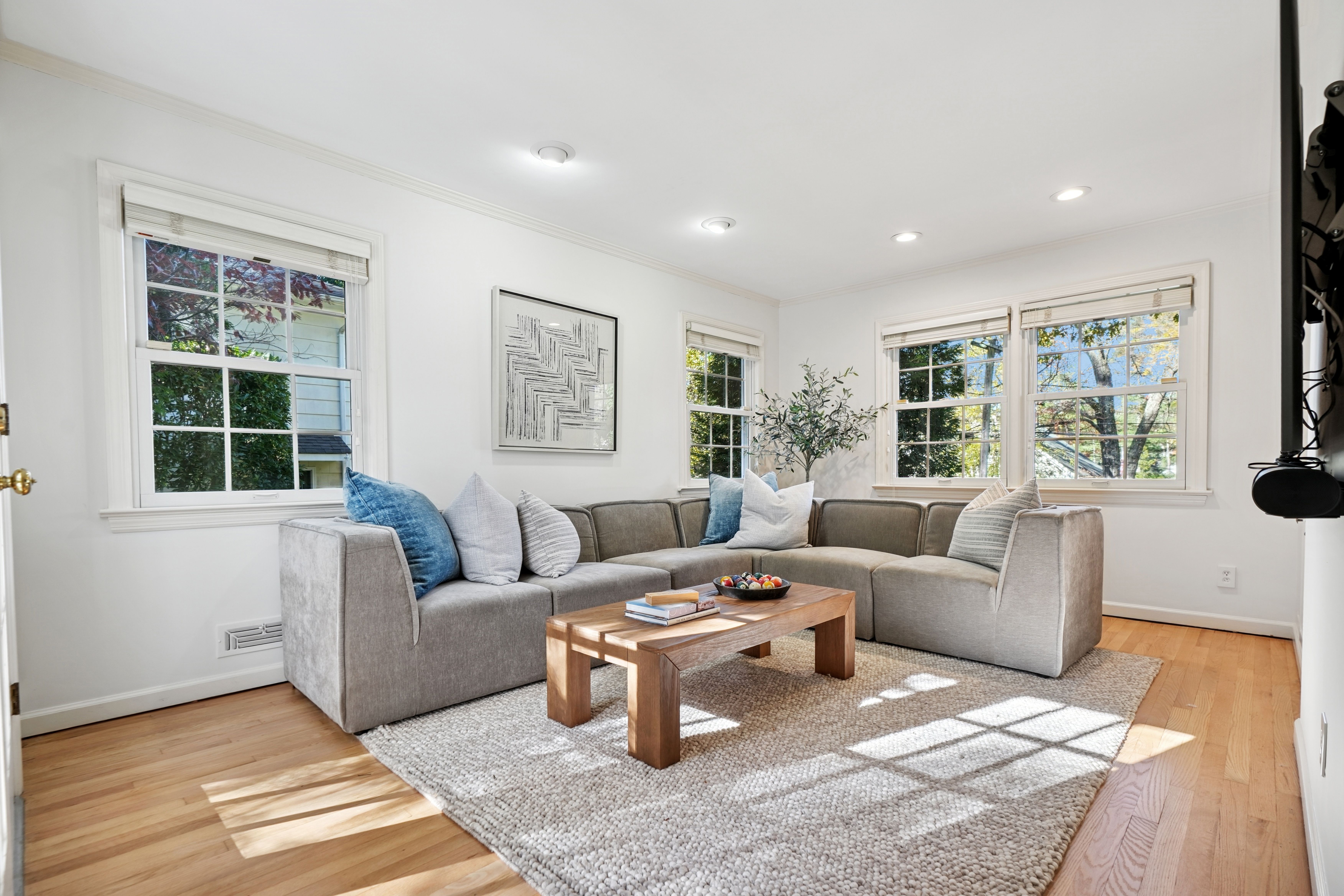 34 Sweetbriar Road 