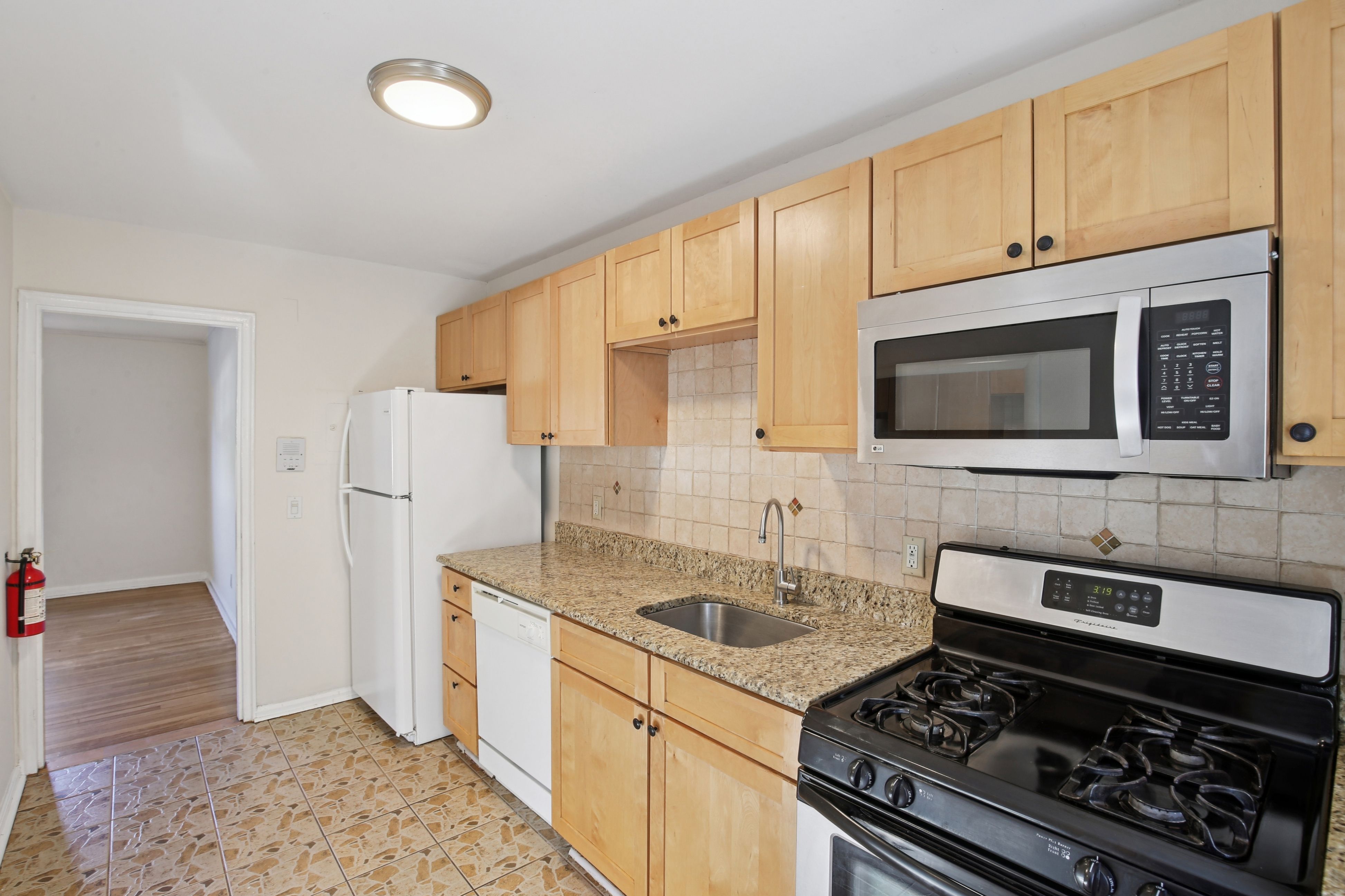 390 Morris Avenue Unit 35