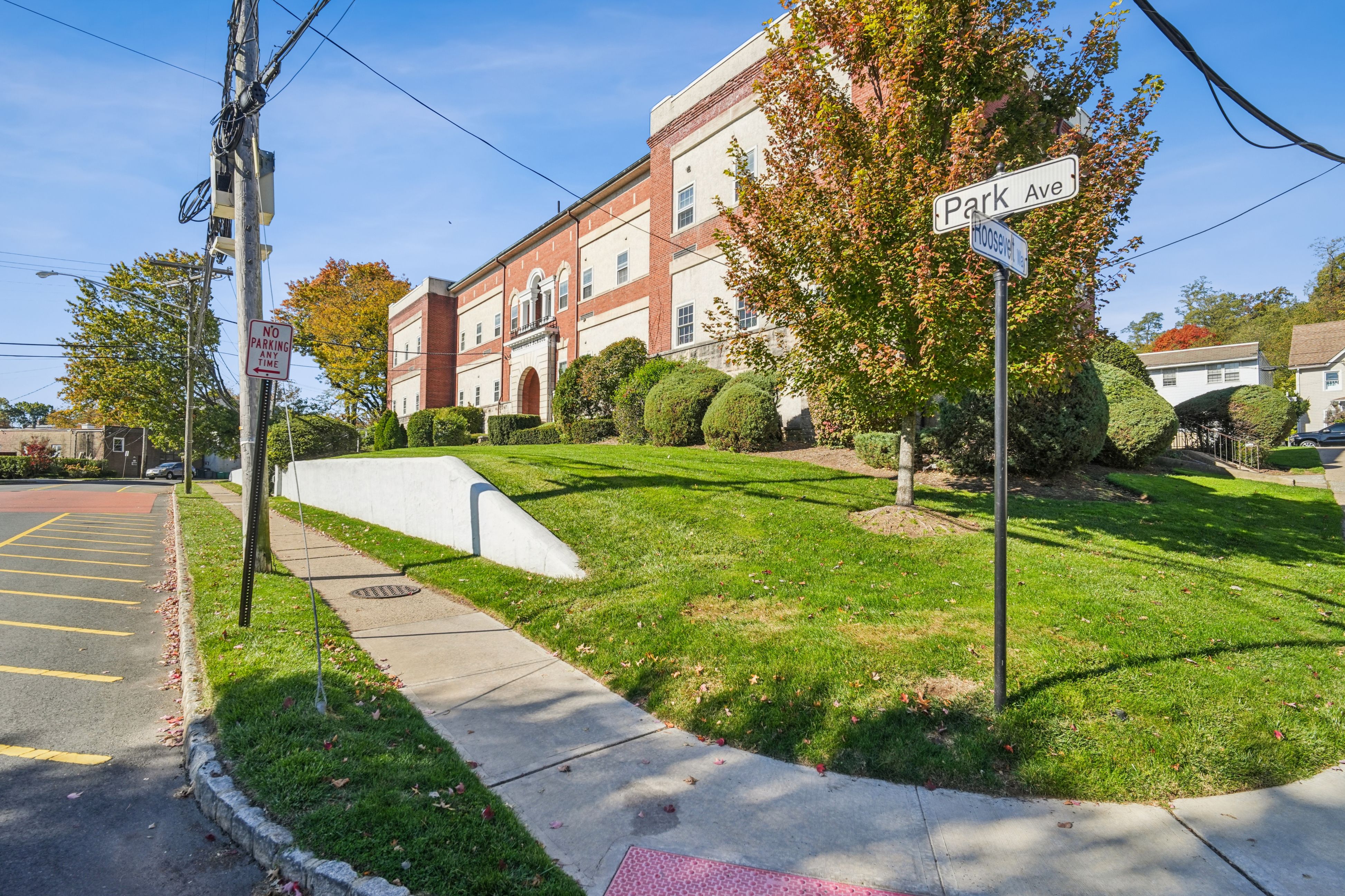 103 Park Avenue Unit E206