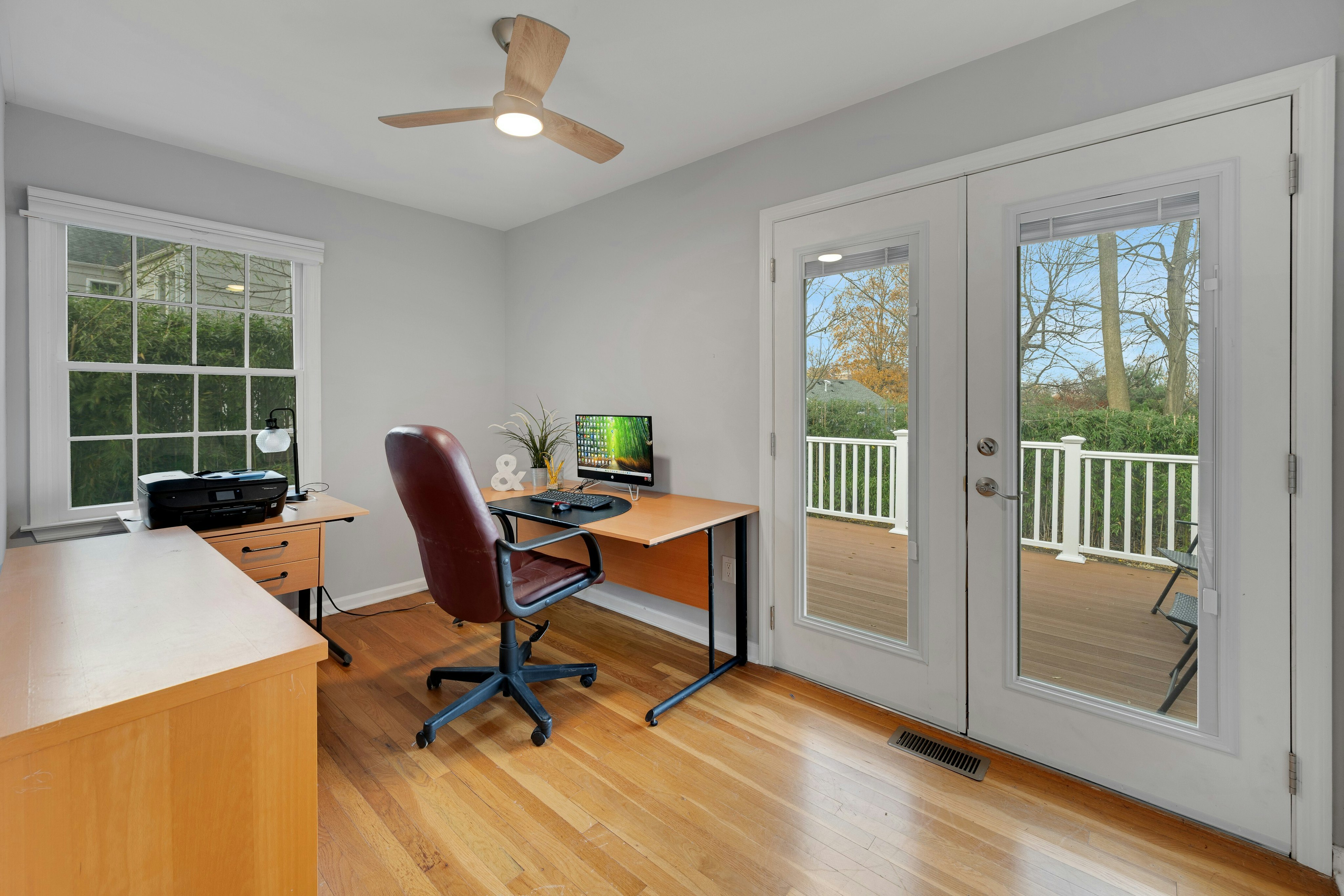 33 Colonial Drive 