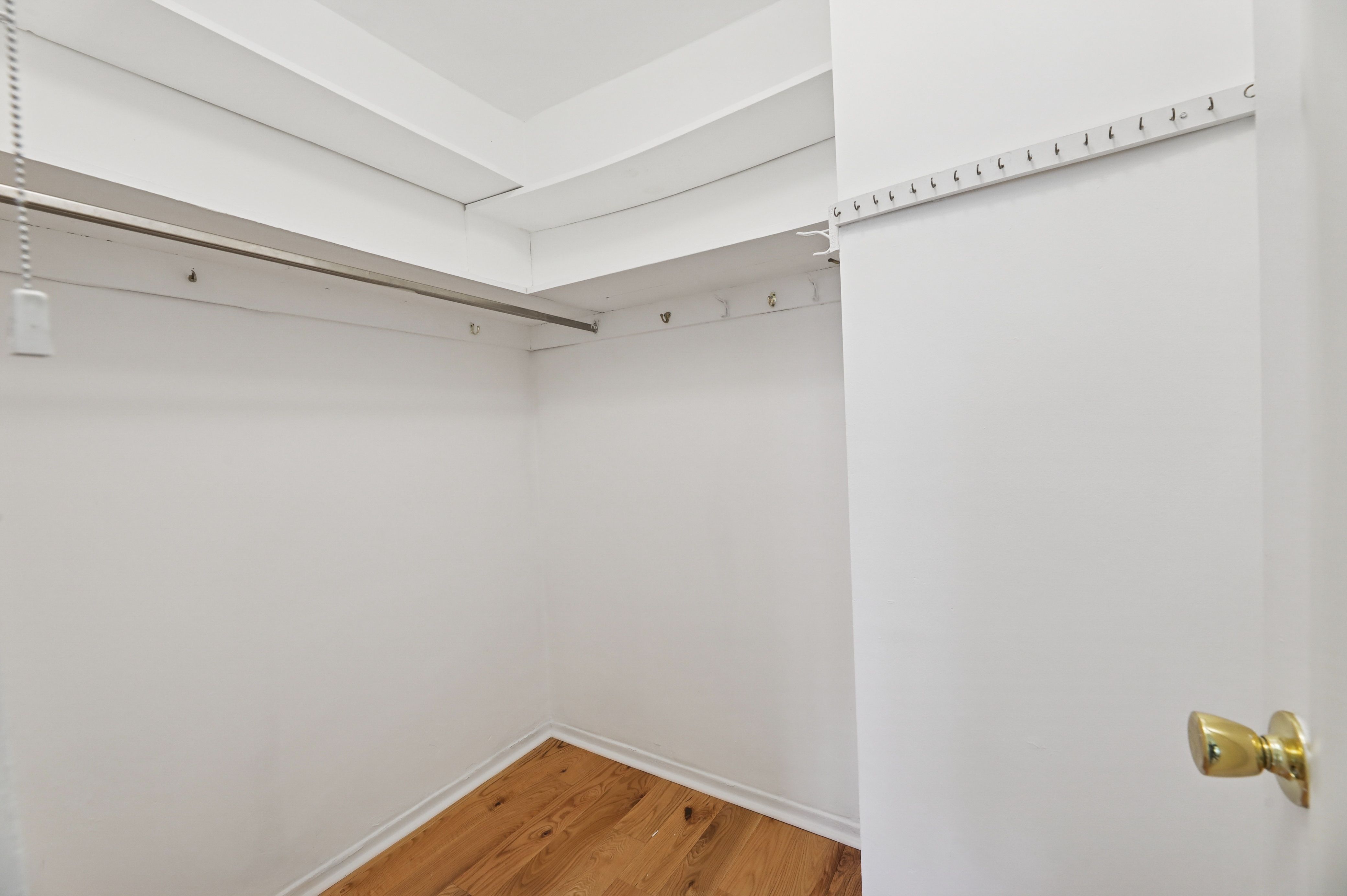 530 Valley Road, #2G 