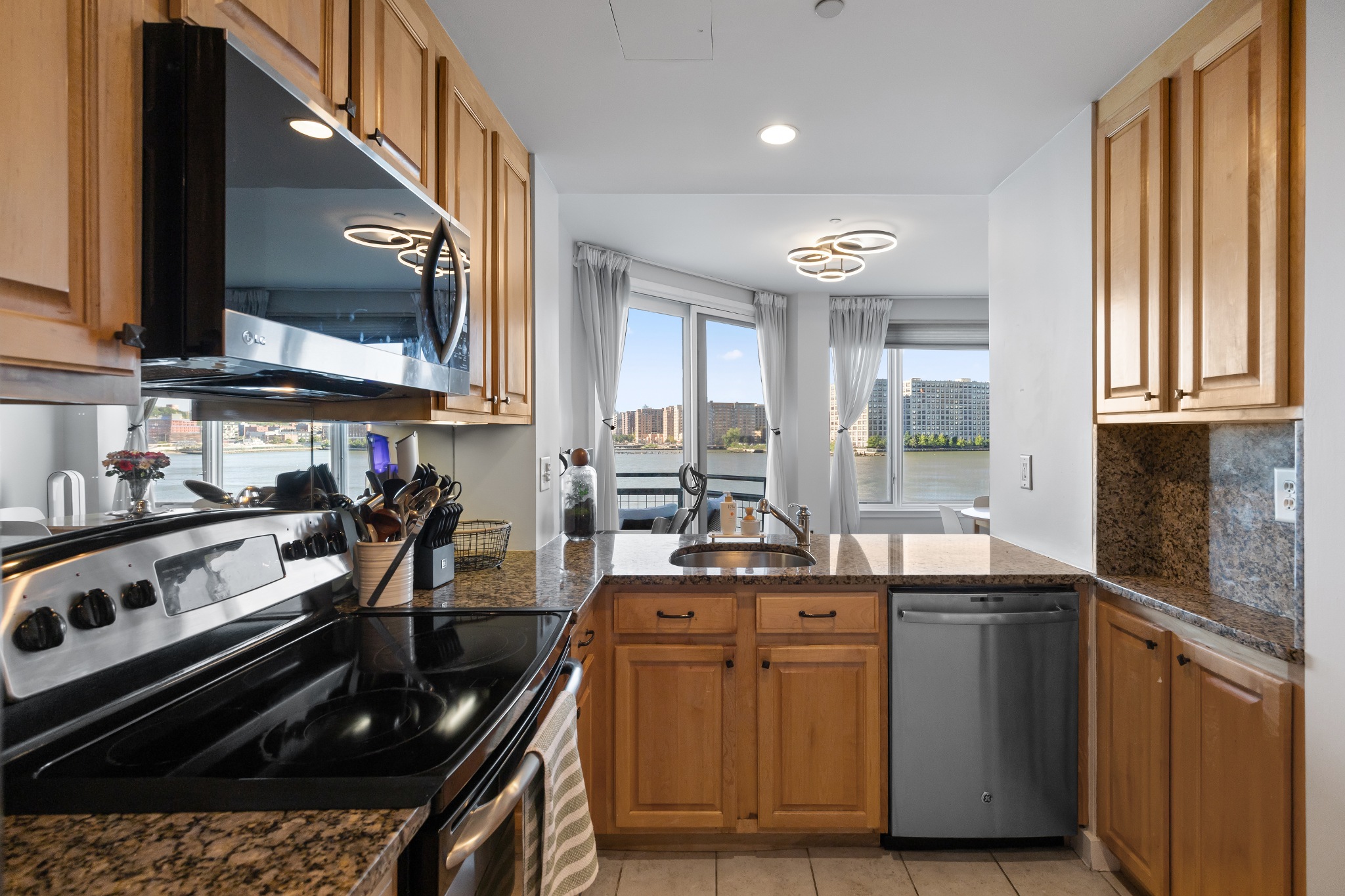 600 Harbor Boulevard Unit 964