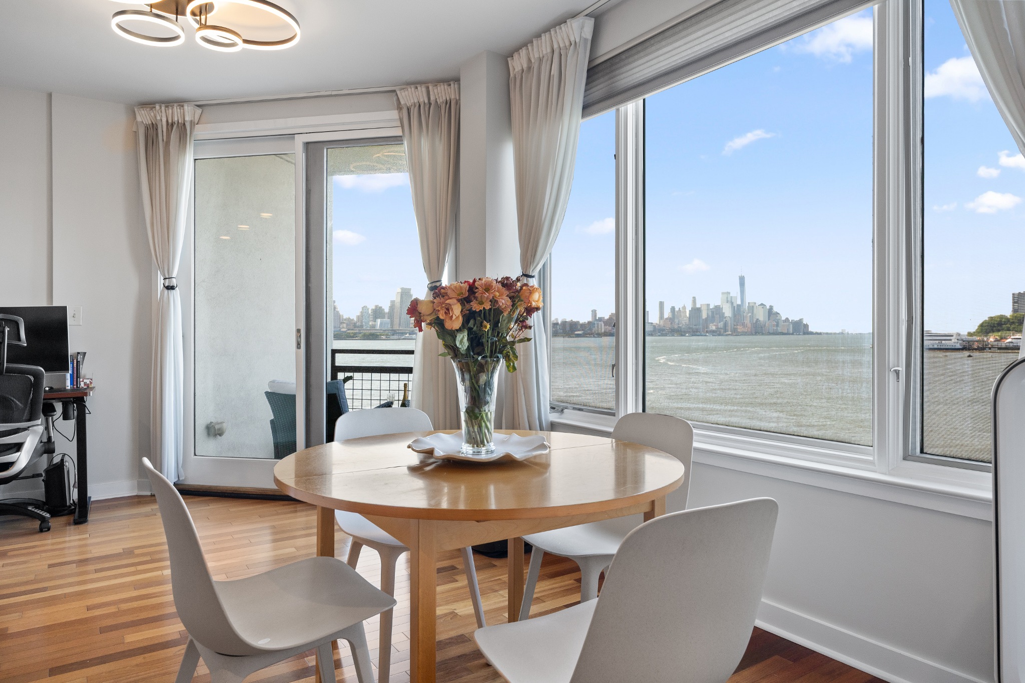 600 Harbor Boulevard Unit 964