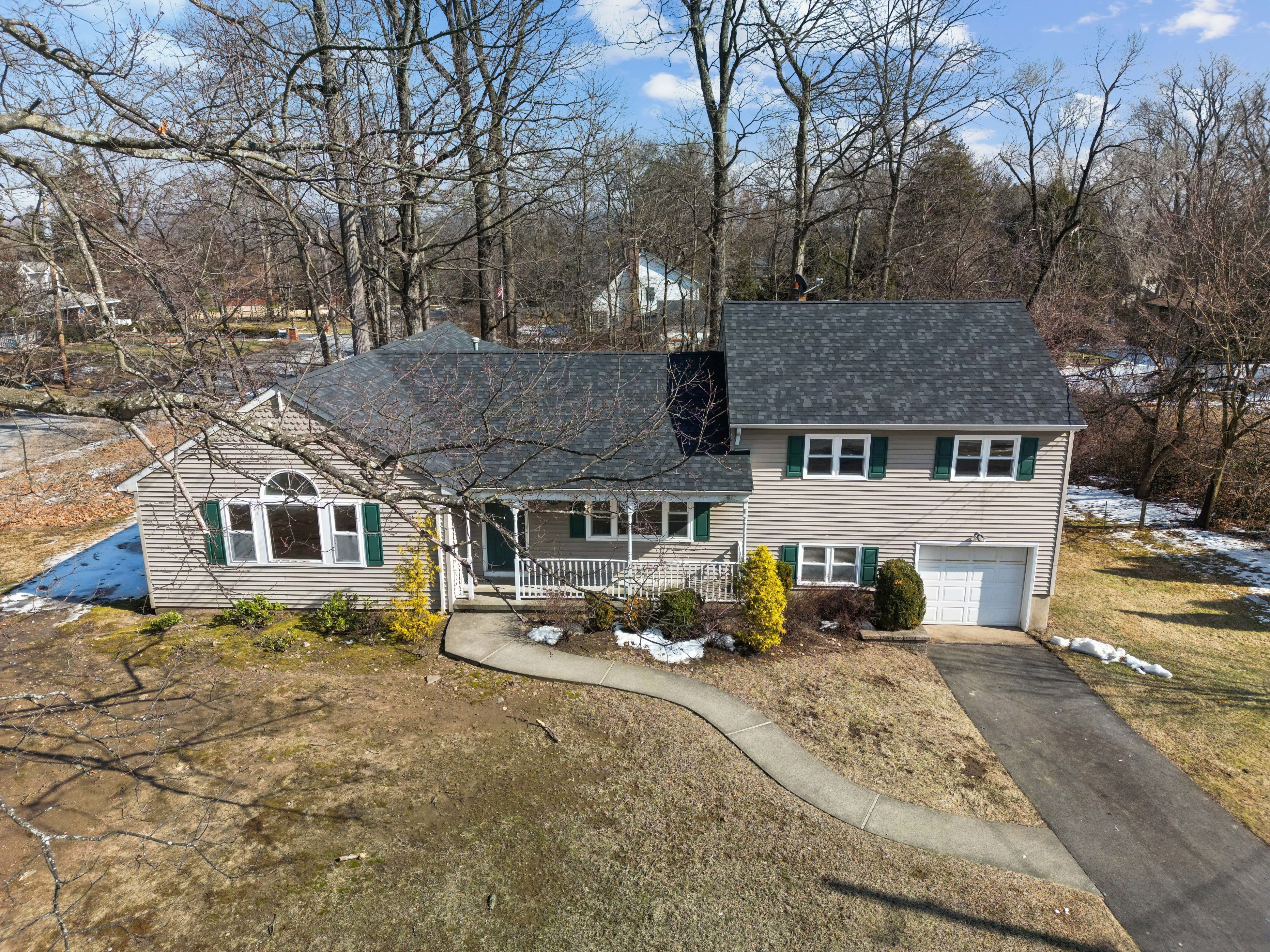 68 Rowan Road 