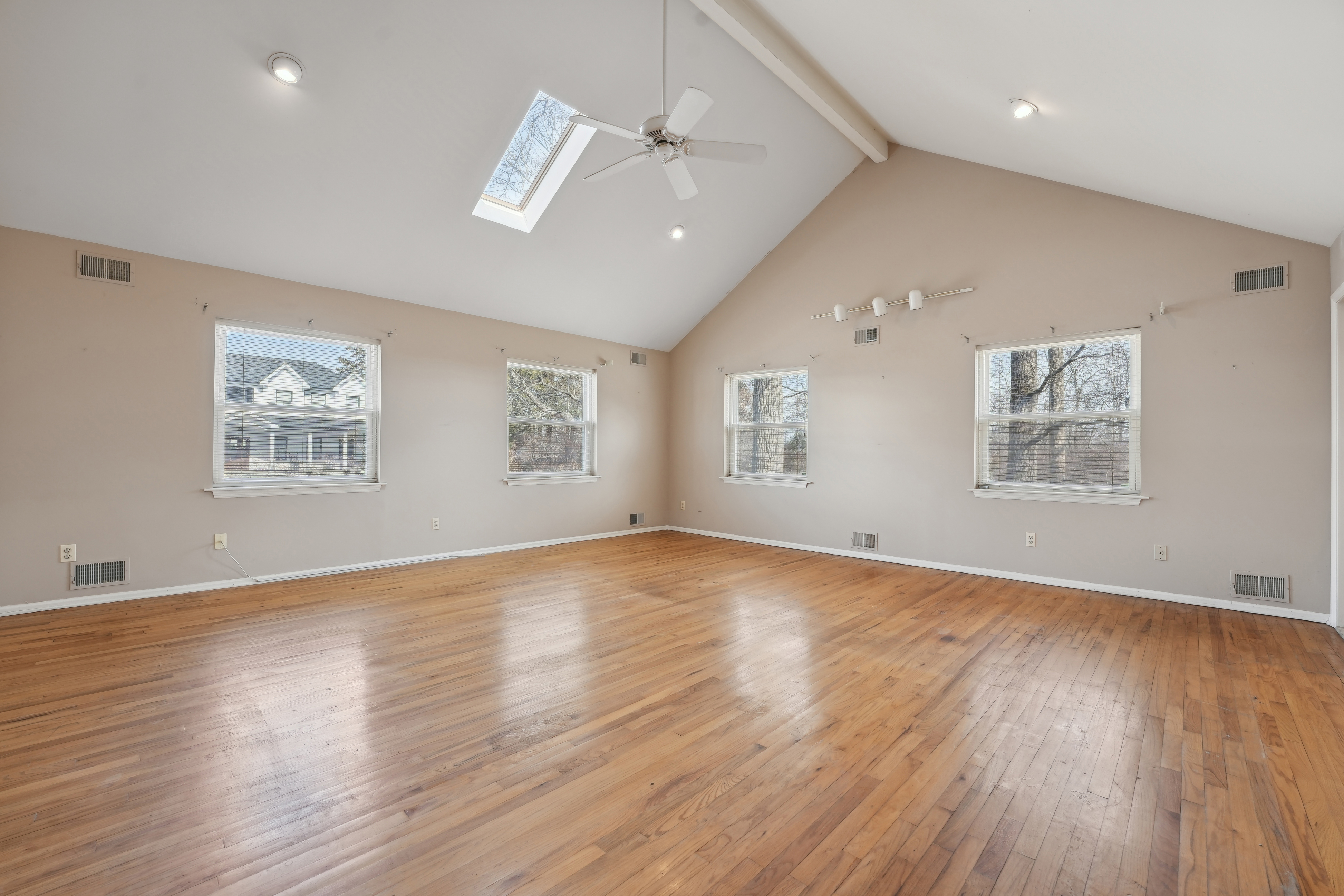 68 Rowan Road 