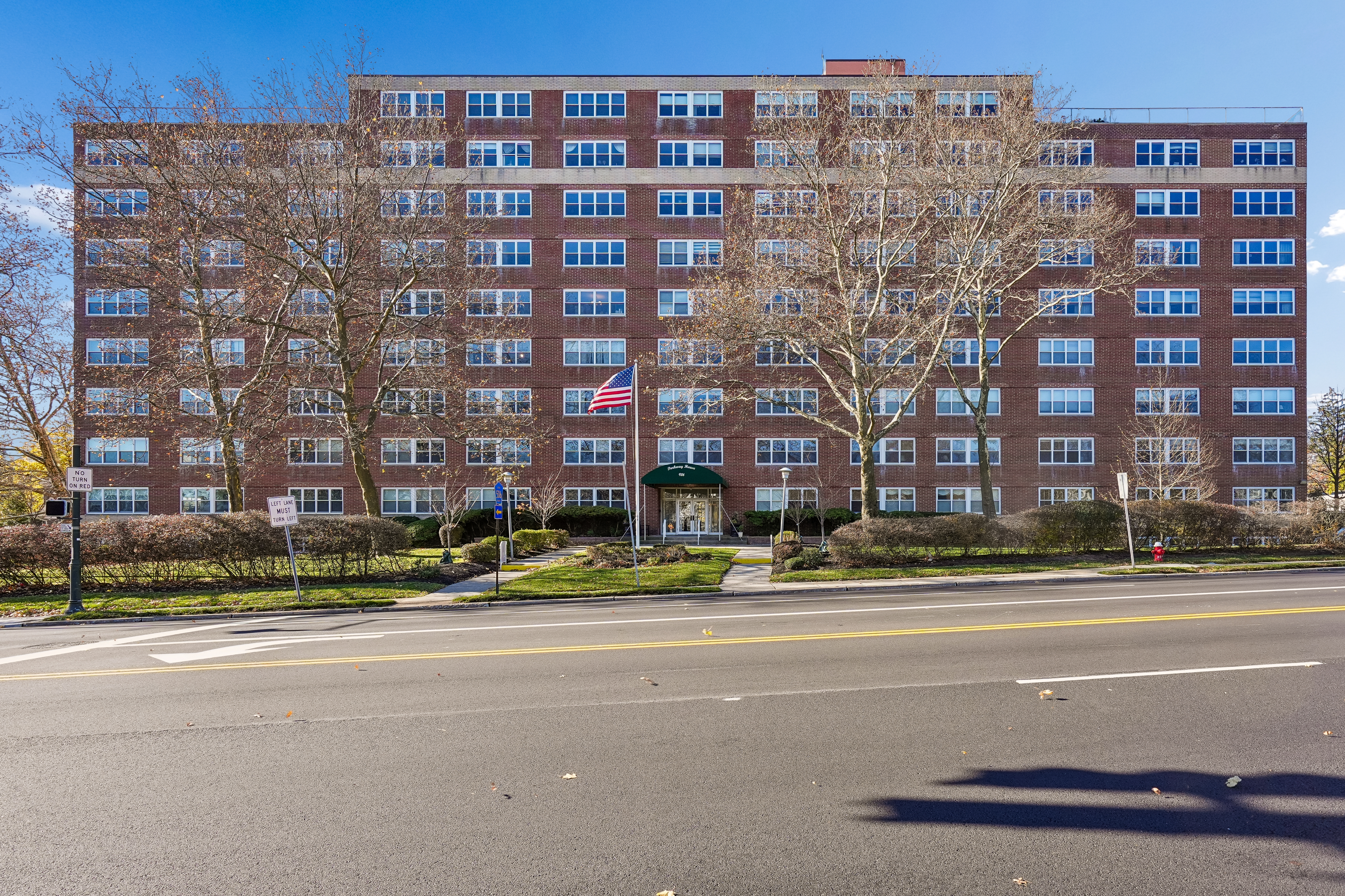 926 Bloomfield Avenue #5B