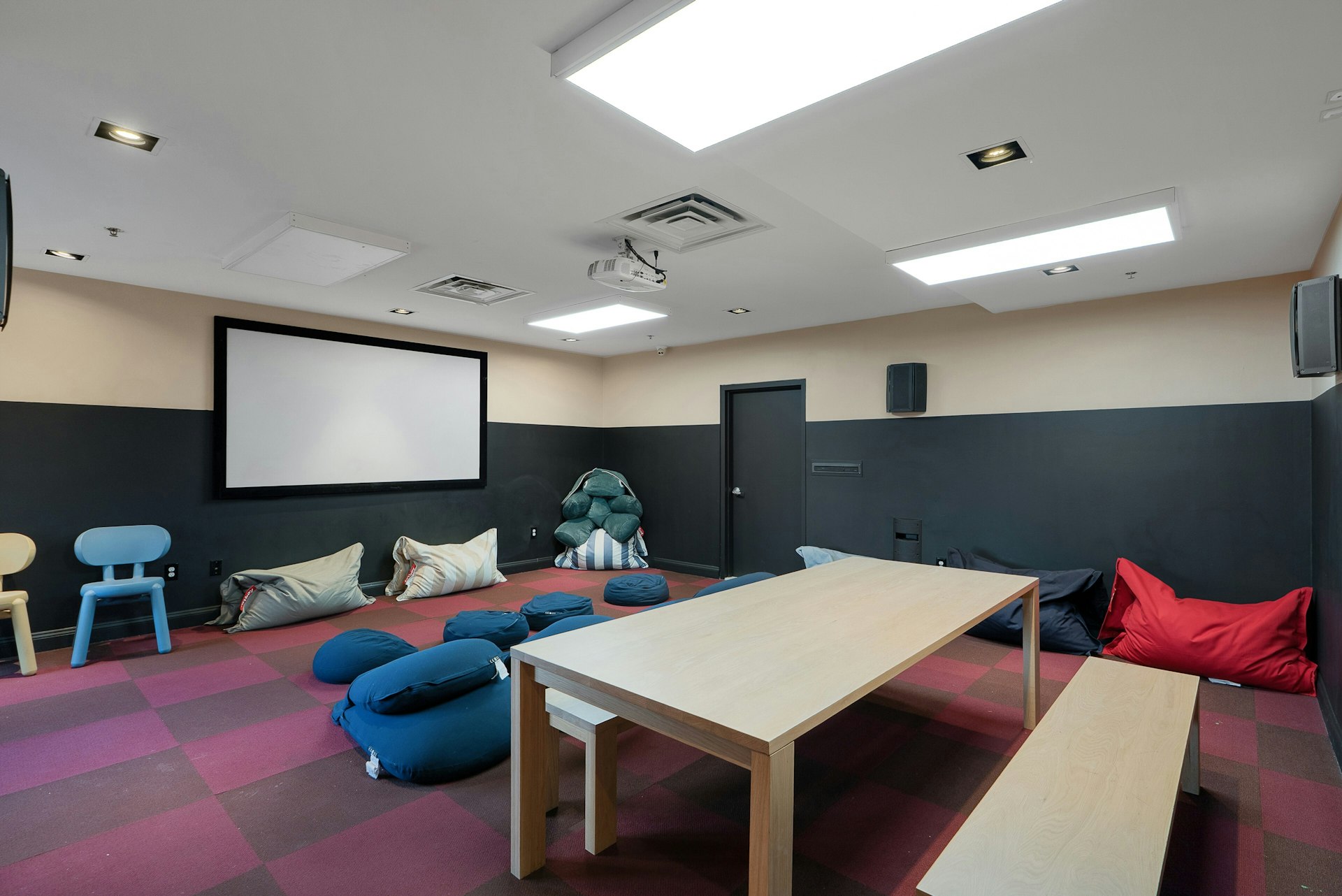 102 Christopher Columbus Drive Unit 803