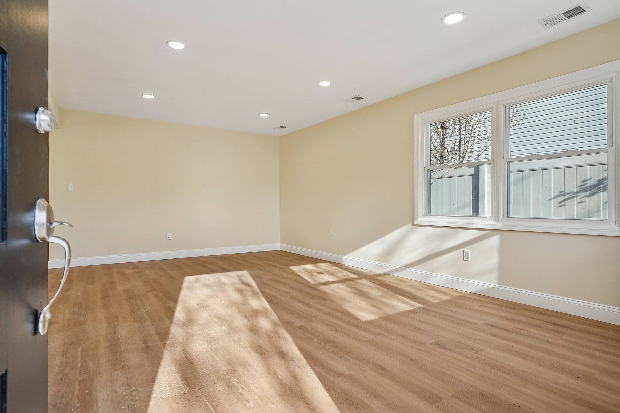 11 Washington Avenue, Unit 1 