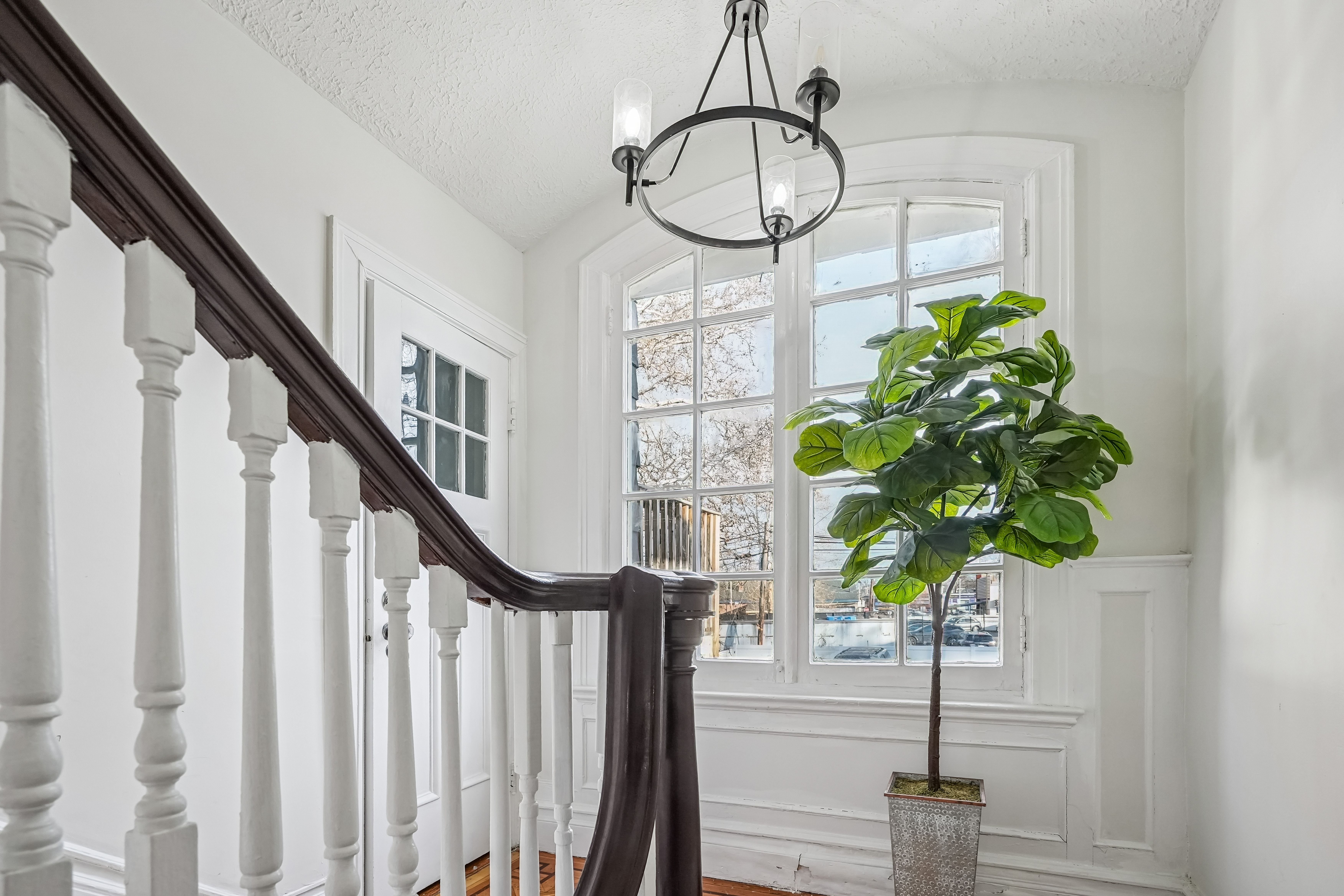 519-523 Westminster Avenue 