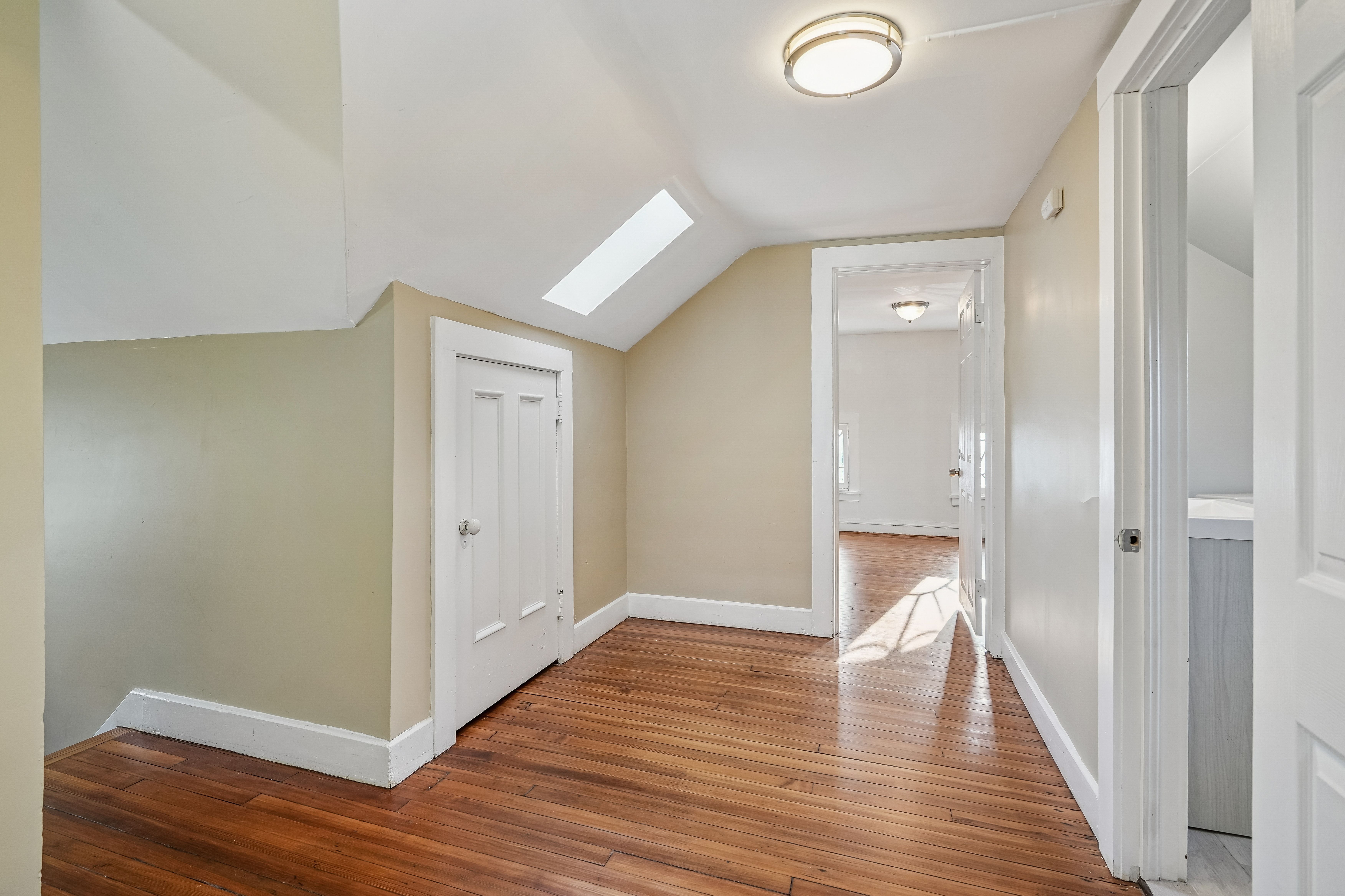 519-523 Westminster Avenue 