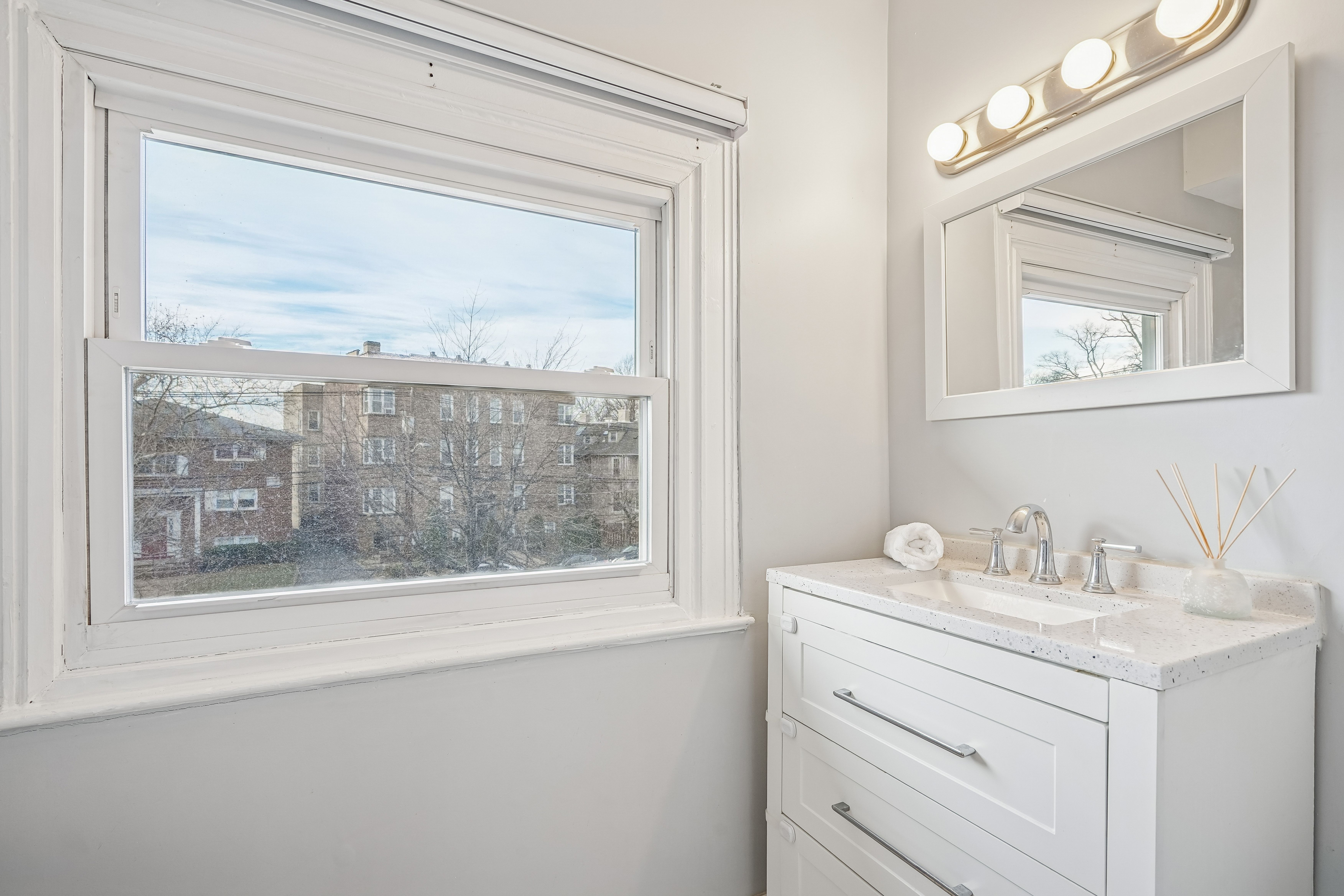 519-523 Westminster Avenue 