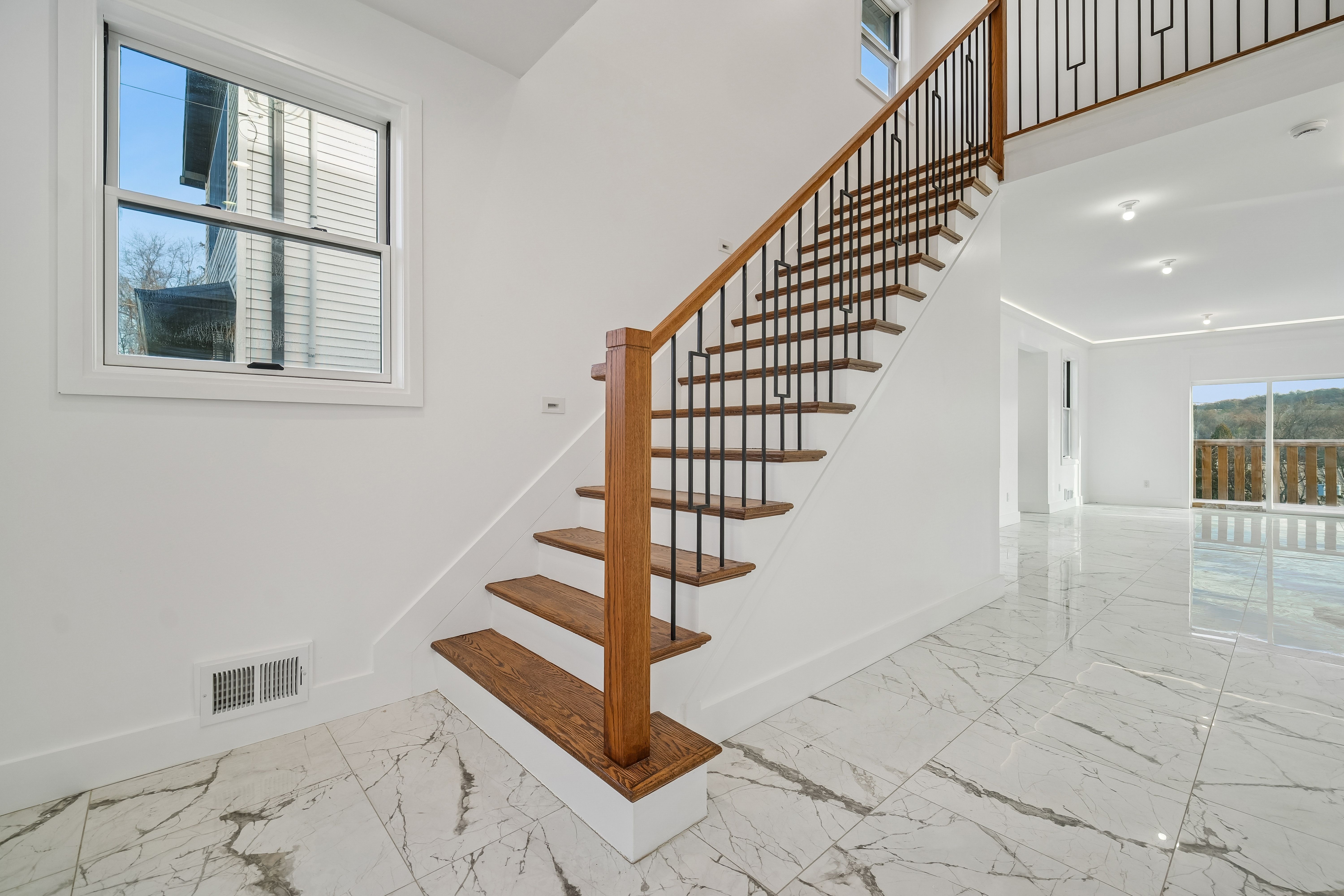 19 Mountain Avenue 