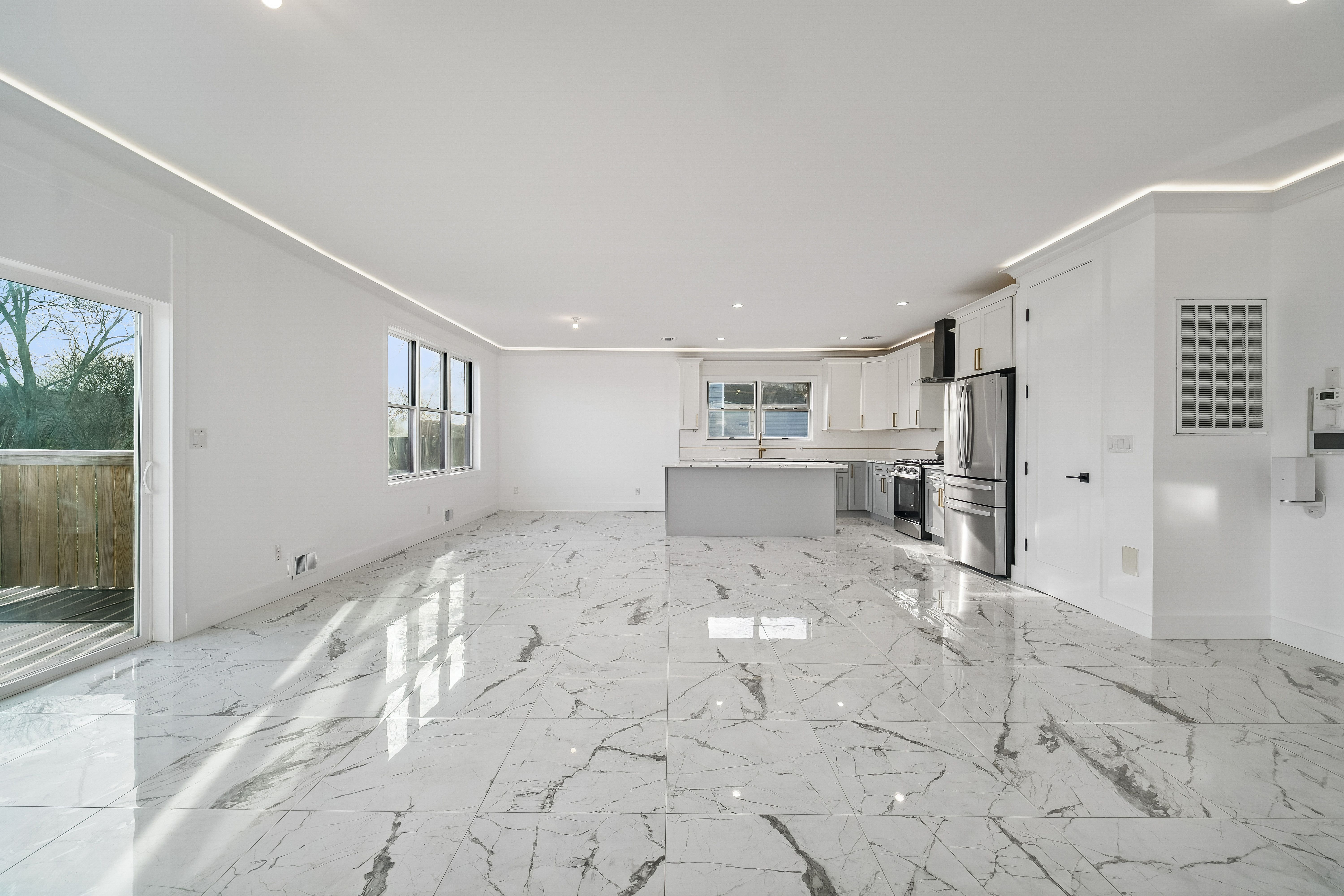 19 Mountain Avenue 