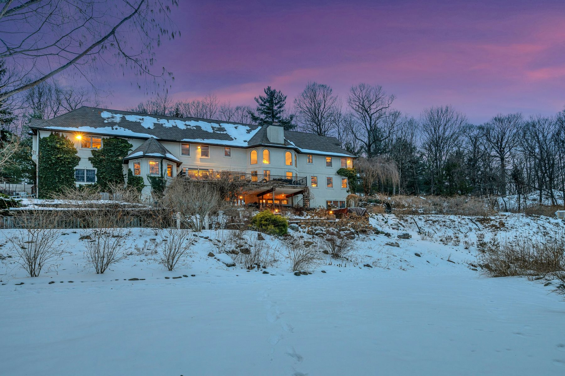 5 Summit Terrace North 