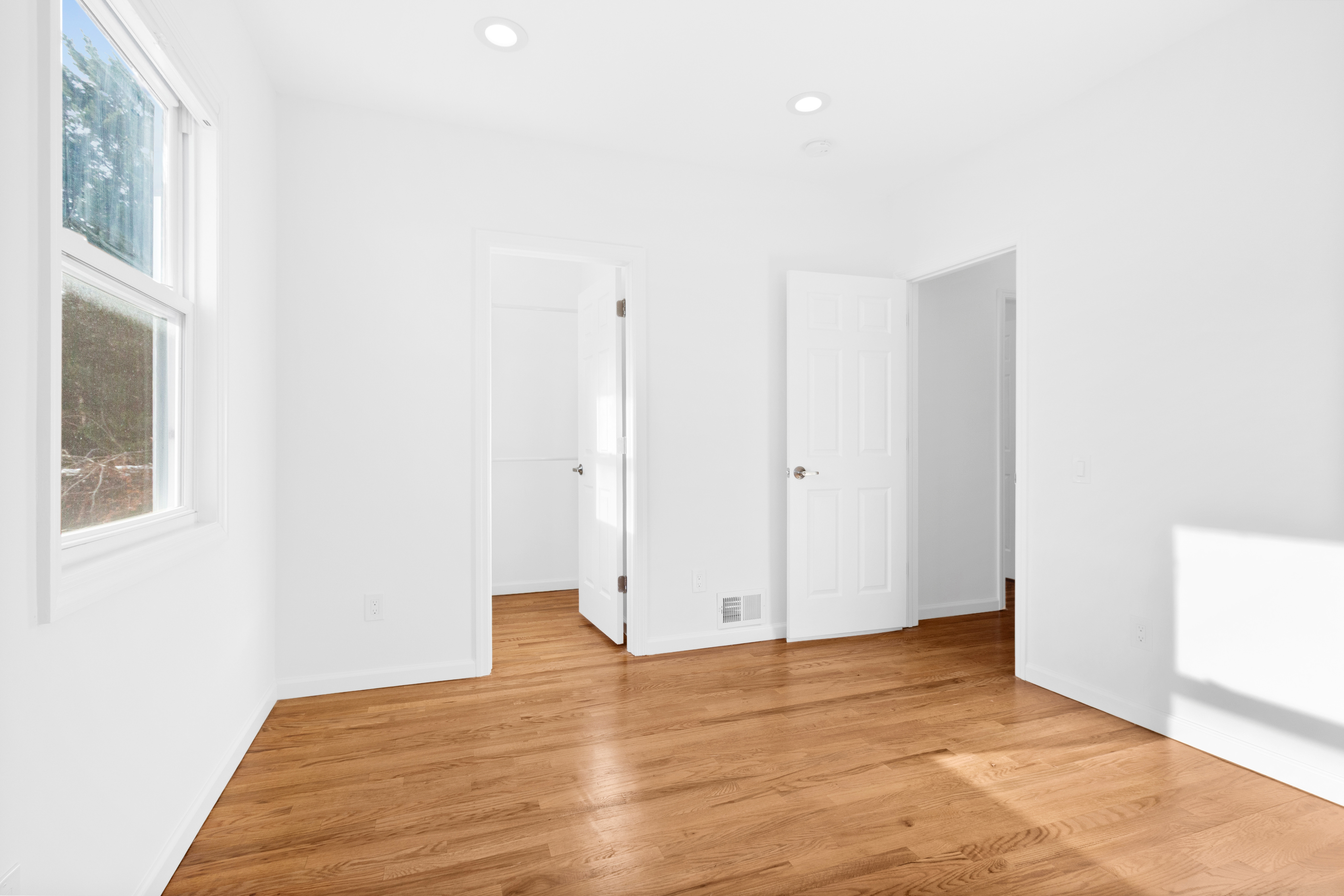 43 Howe Avenue, Unit 1 